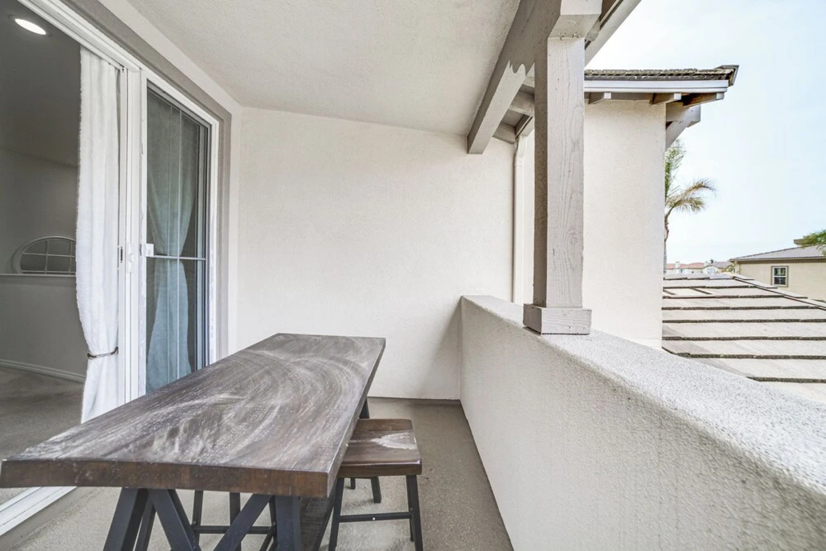 Coastal, Canal-front Oxnard Home ~ 1 Mi to Beach!