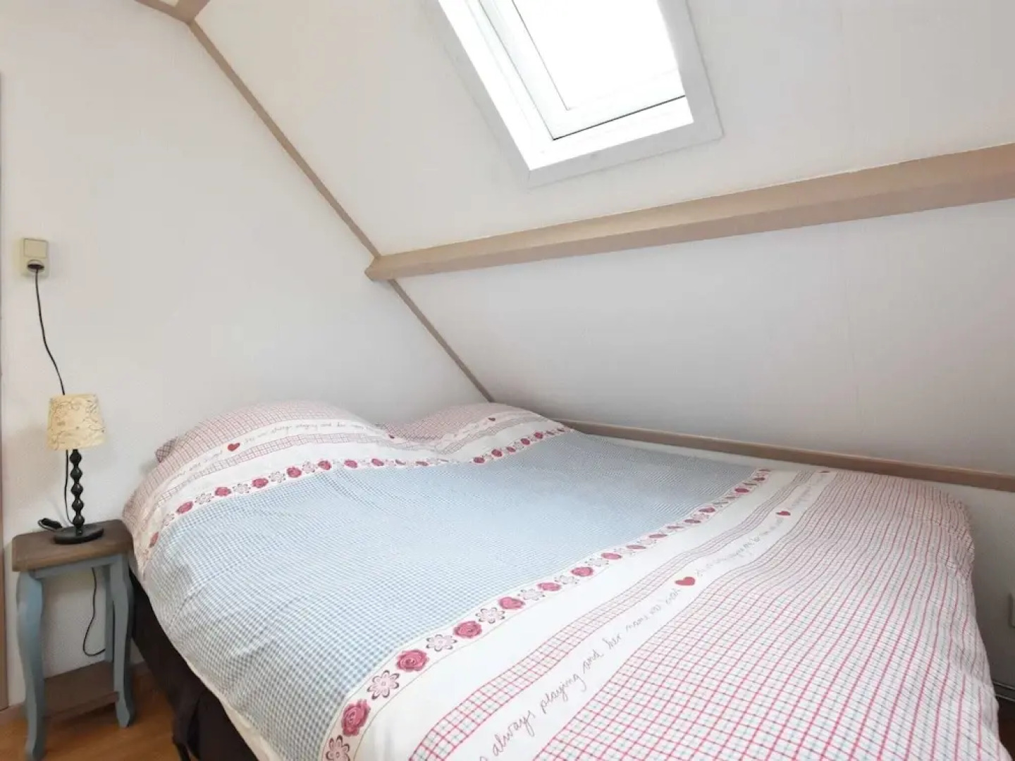 Beautiful Holiday Home in Kamperland Near the Beach