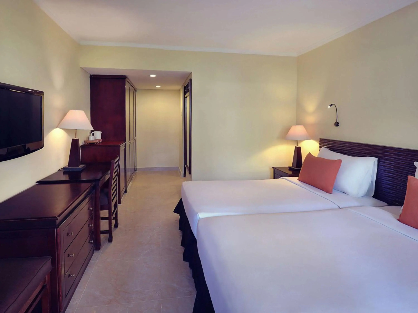 Rendezvous Hotel Singapore by Far East Hospitality