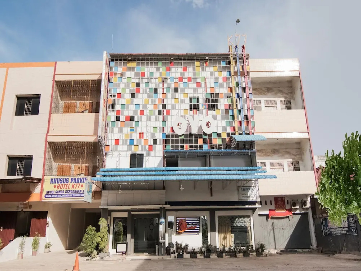 Hotel K77 by OYO Rooms