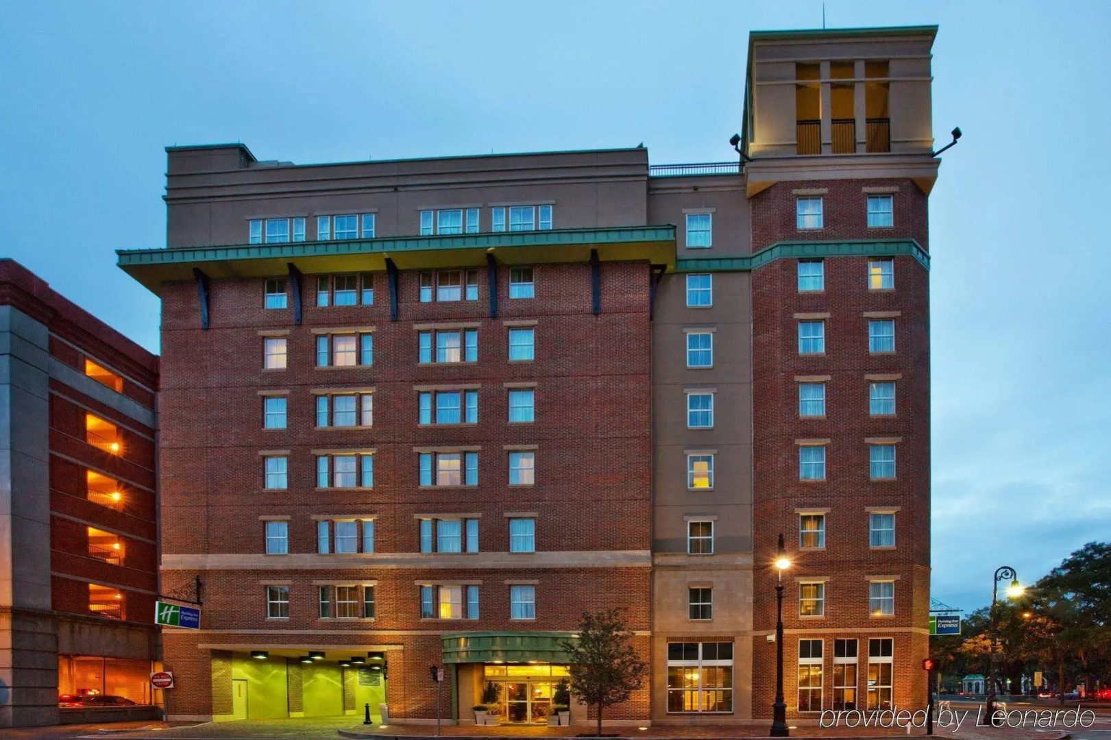 Holiday Inn Savannah Historic District by IHG
