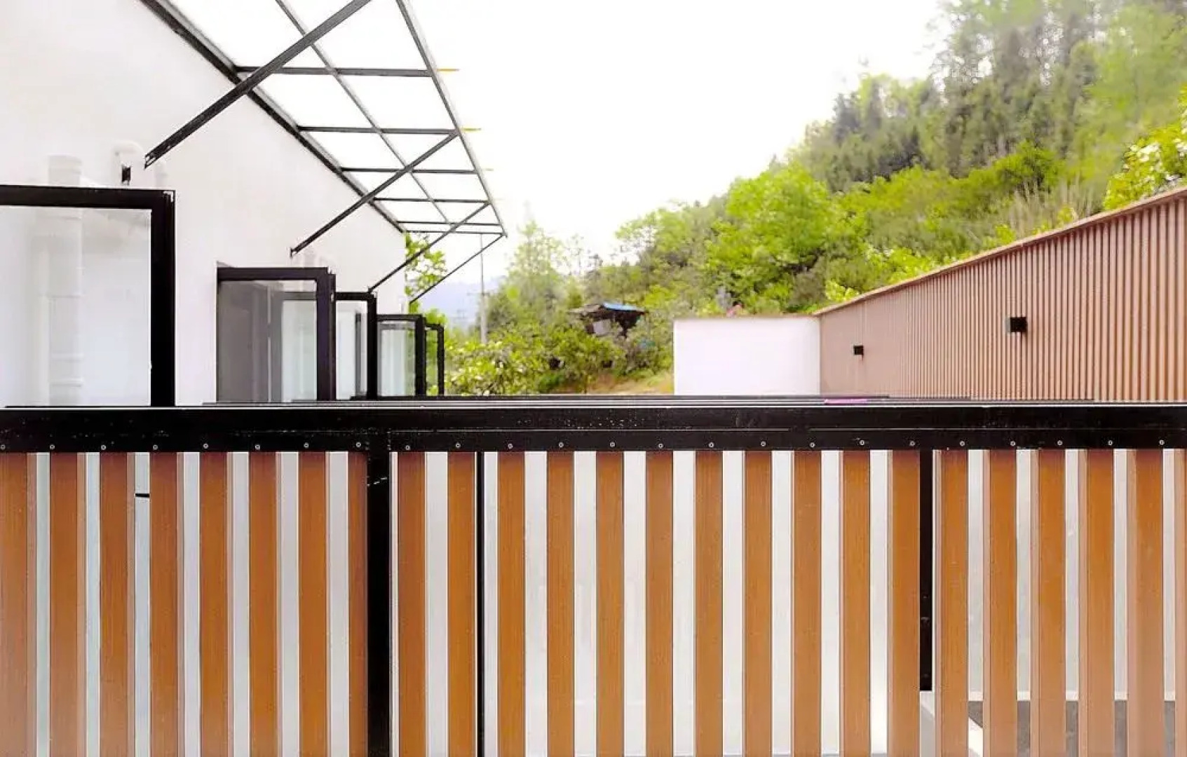 Zhangjiajie SIXX Hotel