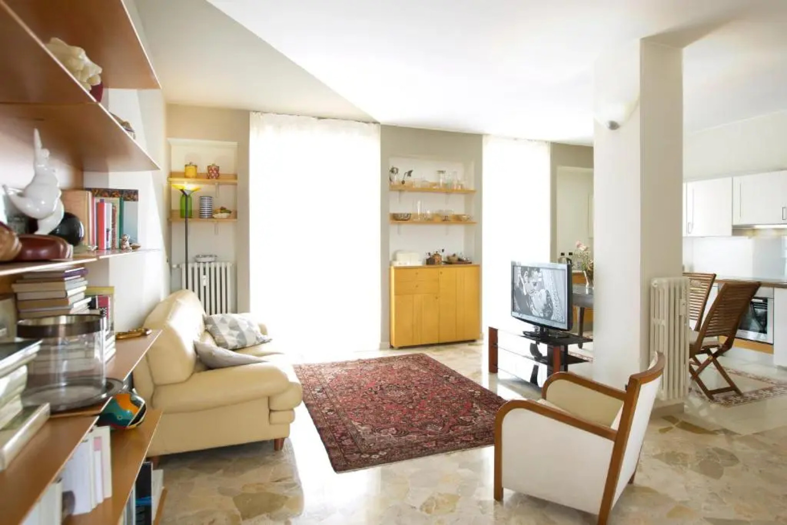 Splendido e luminoso appartamento con terrazzo