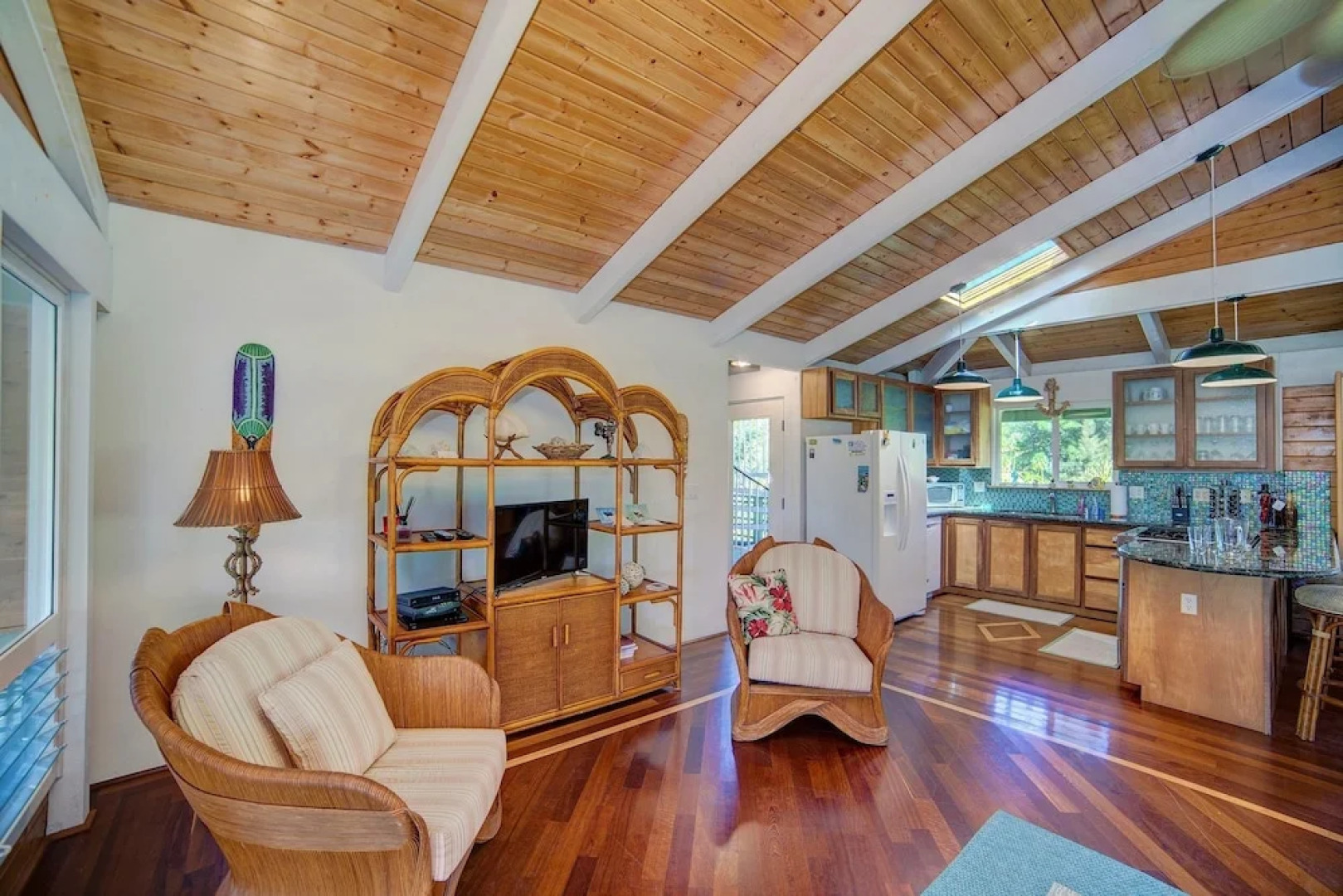 Hale Ki'i Maka Manu 4 Bedroom Home by RedAwning