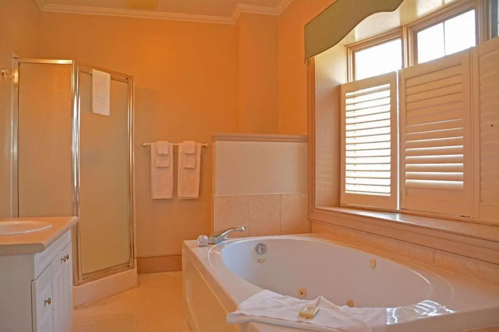 Isaiah Tubbs Resort & Conference Centre