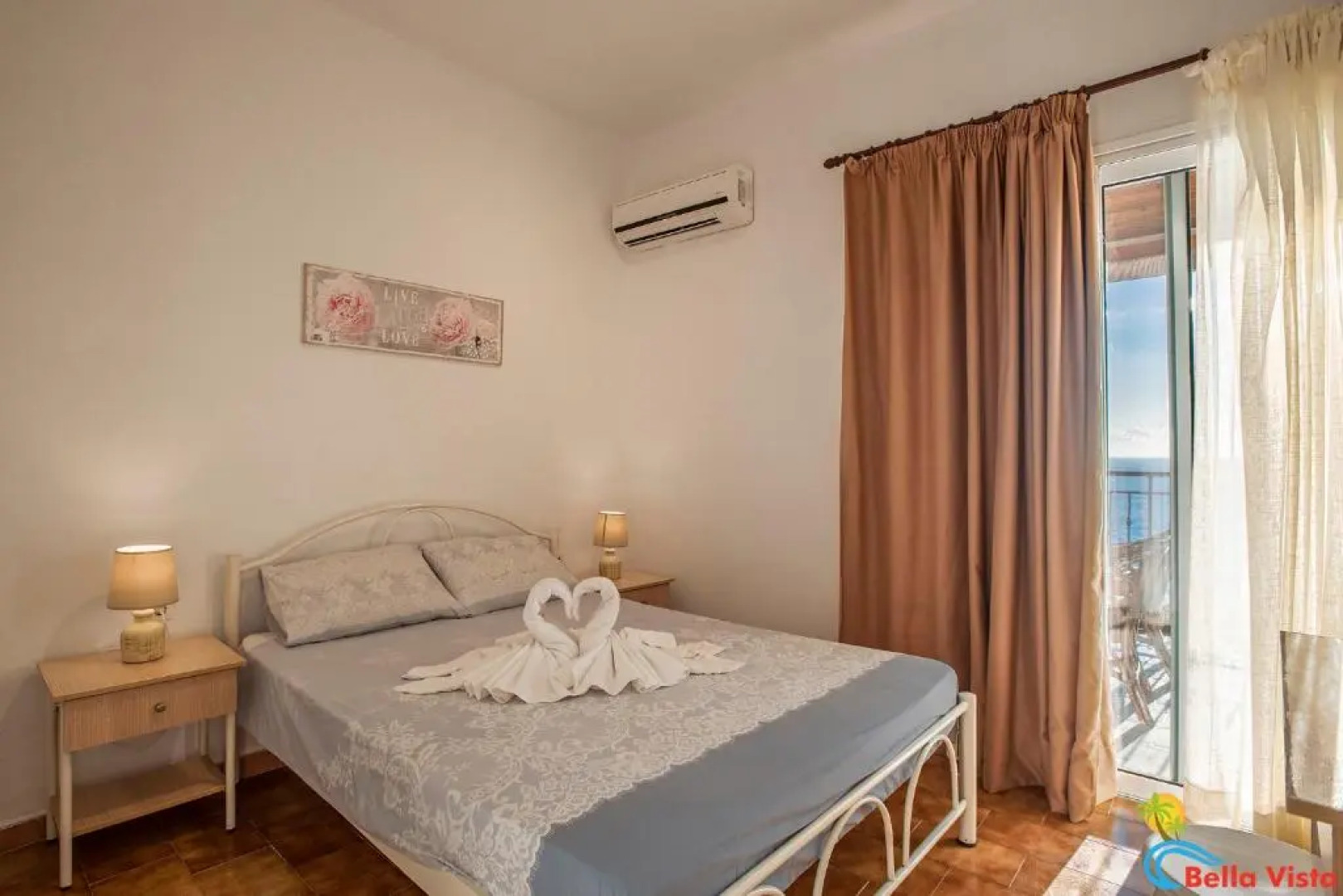 Bella Vista Apartments