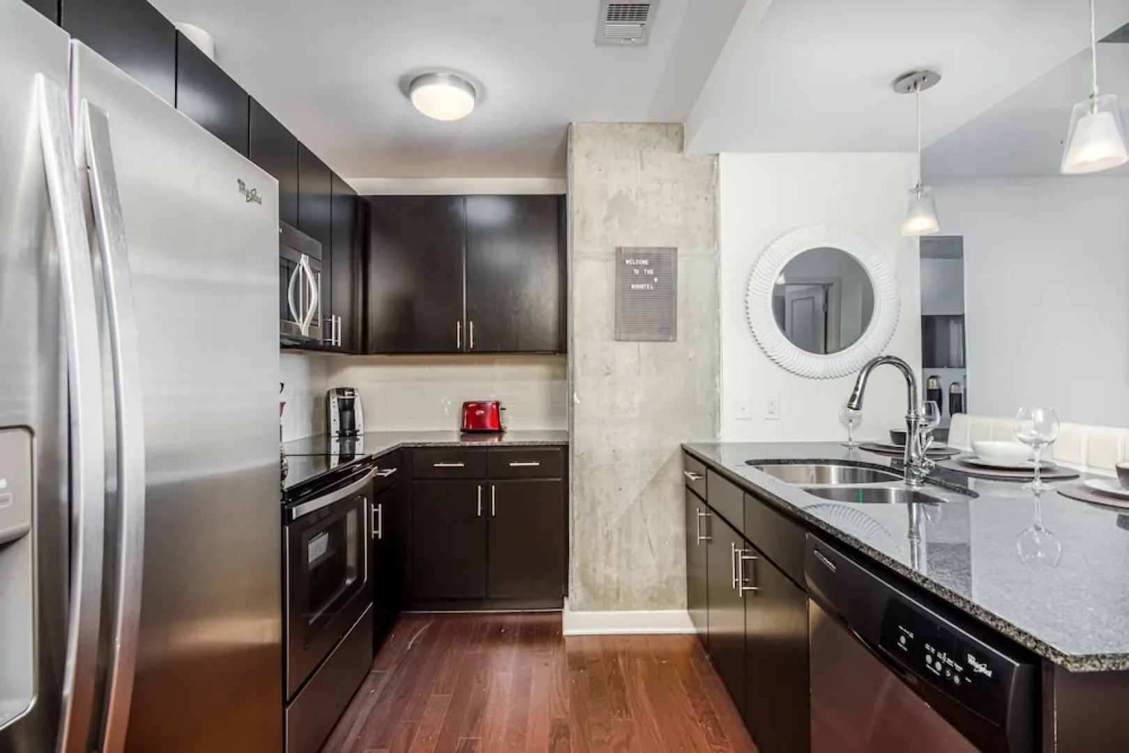 CHIC COLLECTION by NOHOTEL on 6th Street