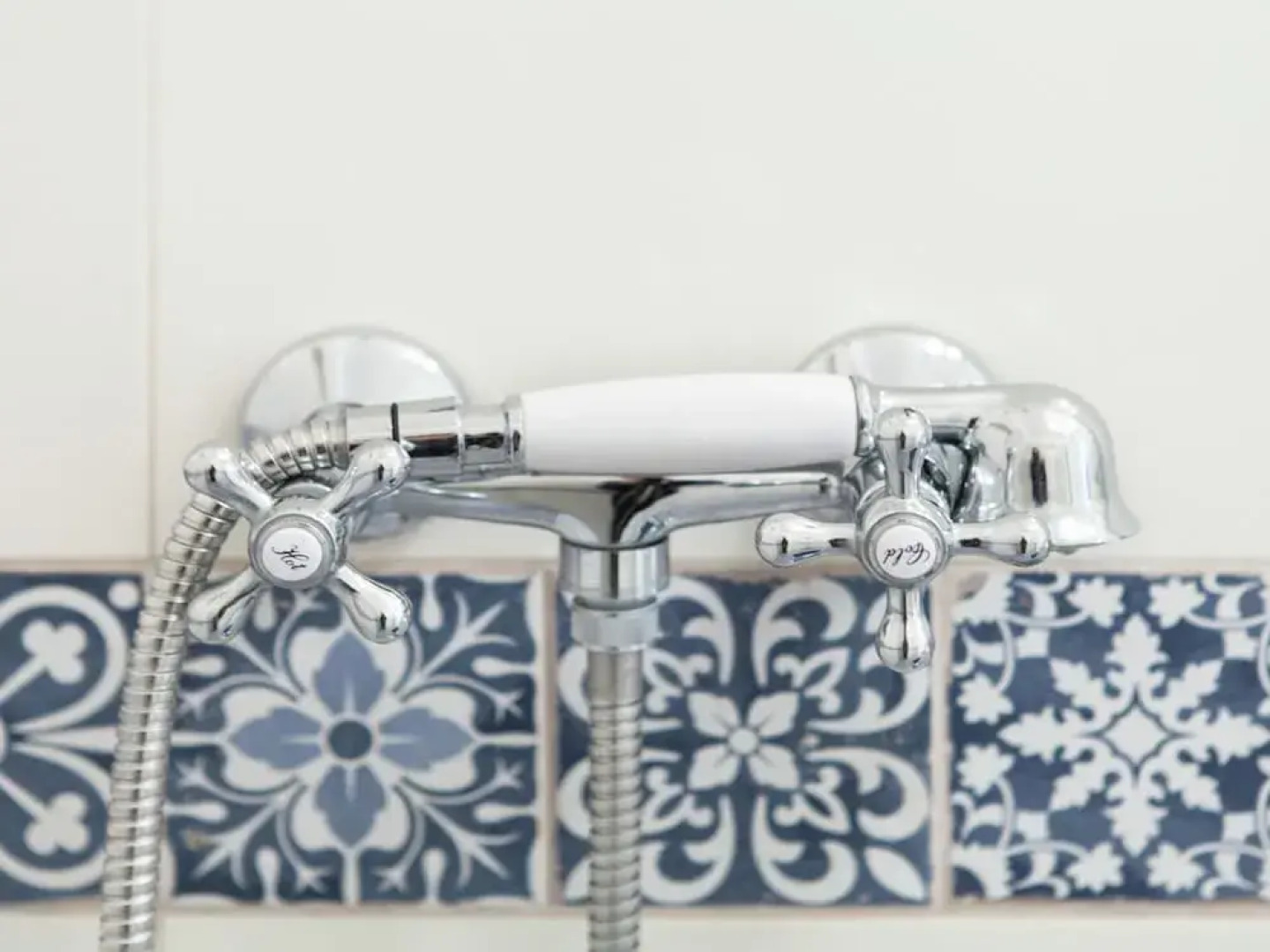 Delightfully Decorated Apartment with Sea View near Beach