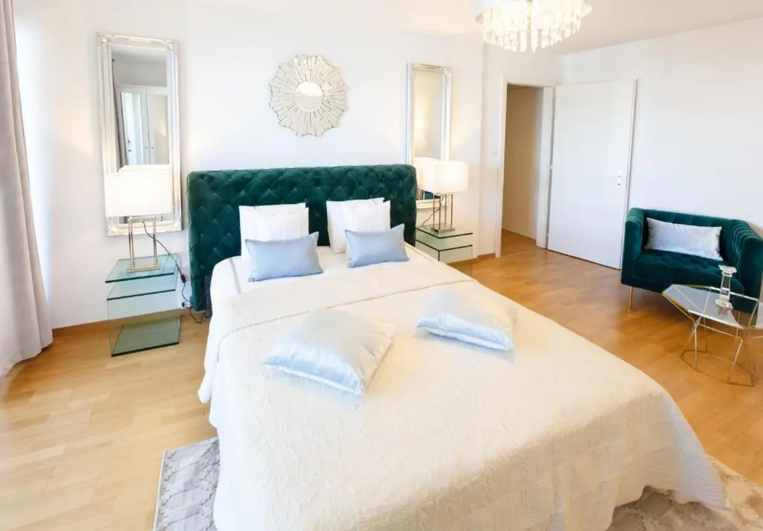 Sunset View Apartment - 2 Bedrooms