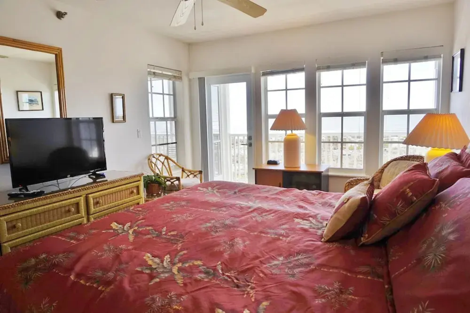 Palm Island 3 Bedroom Deluxe Villa by RedAwning