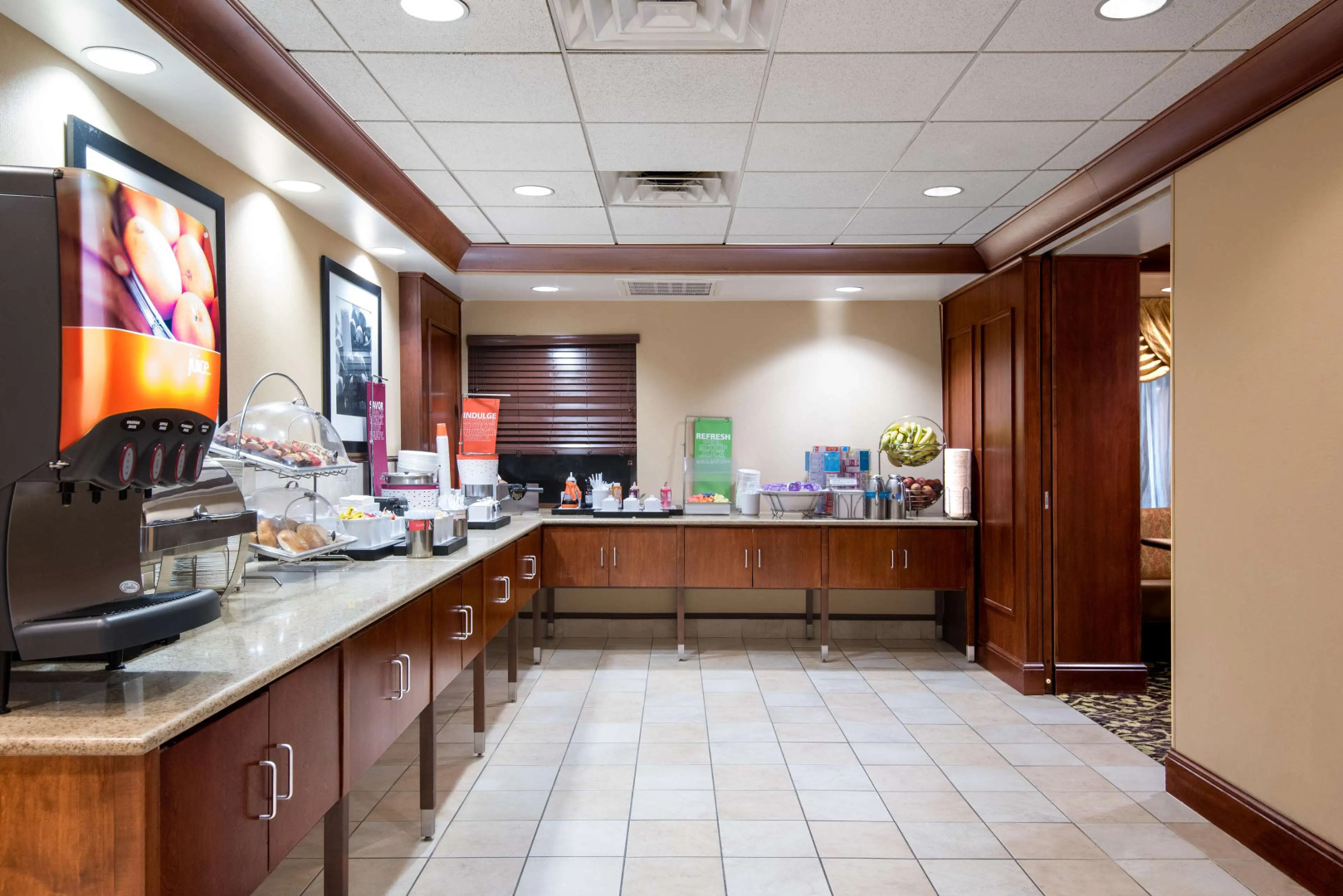 Hampton Inn Roanoke/Hollins - I-81