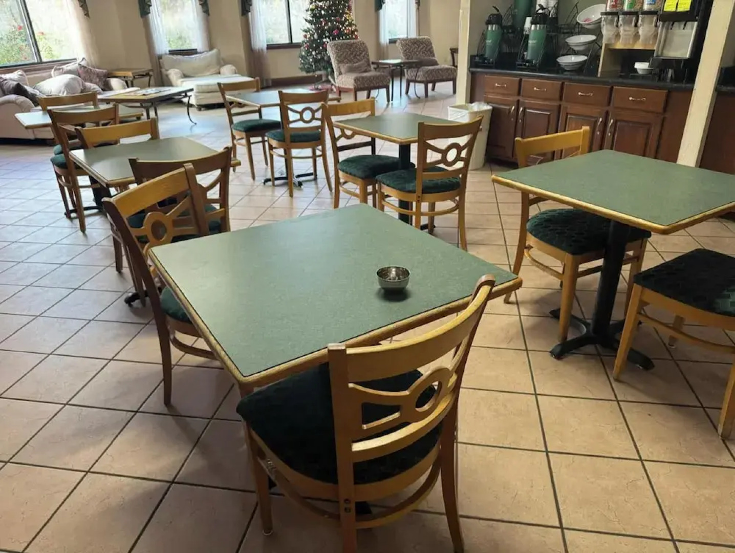 OYO Hotel Harriman near I-40