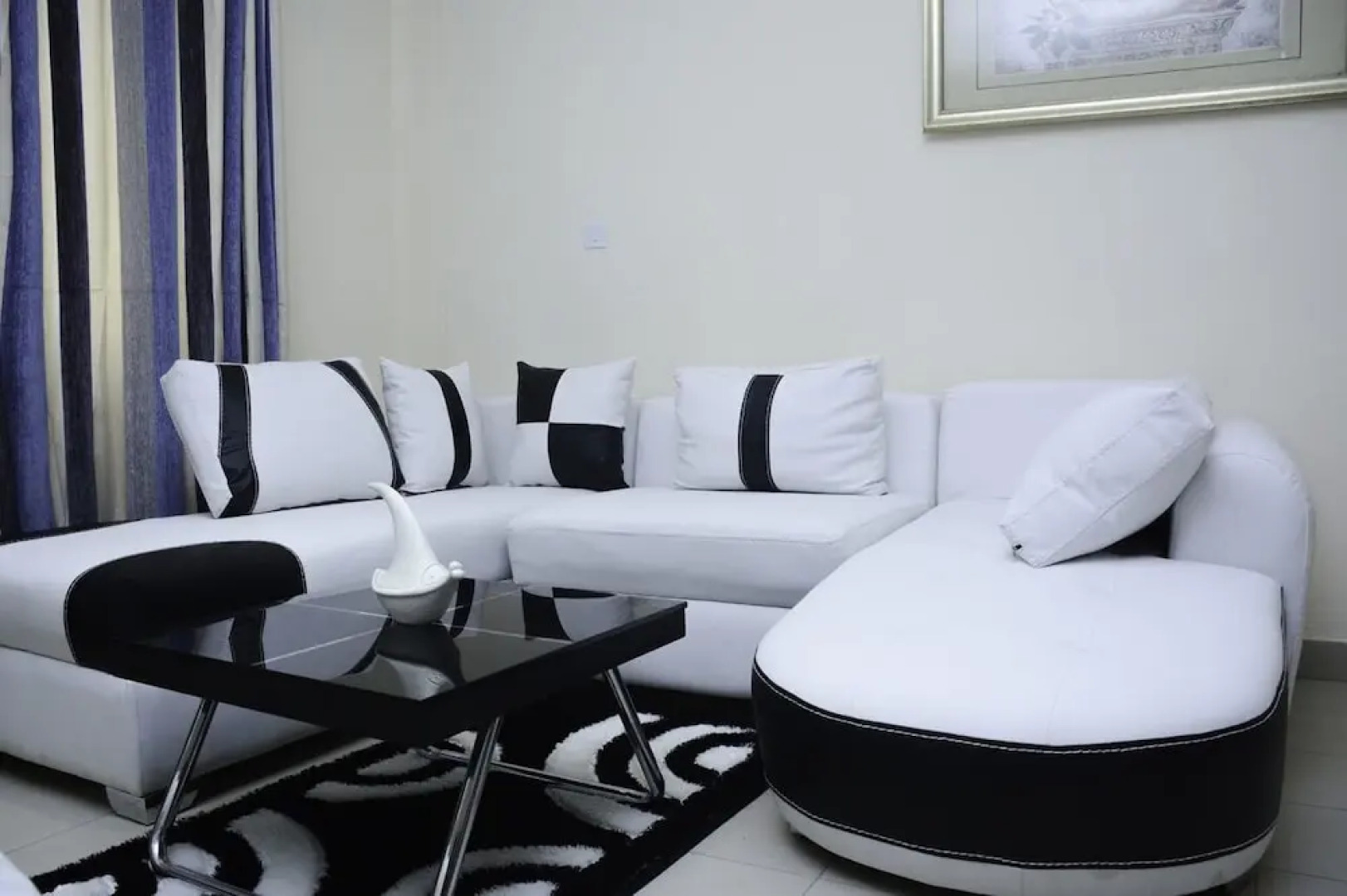 Home Gate Resort Limited