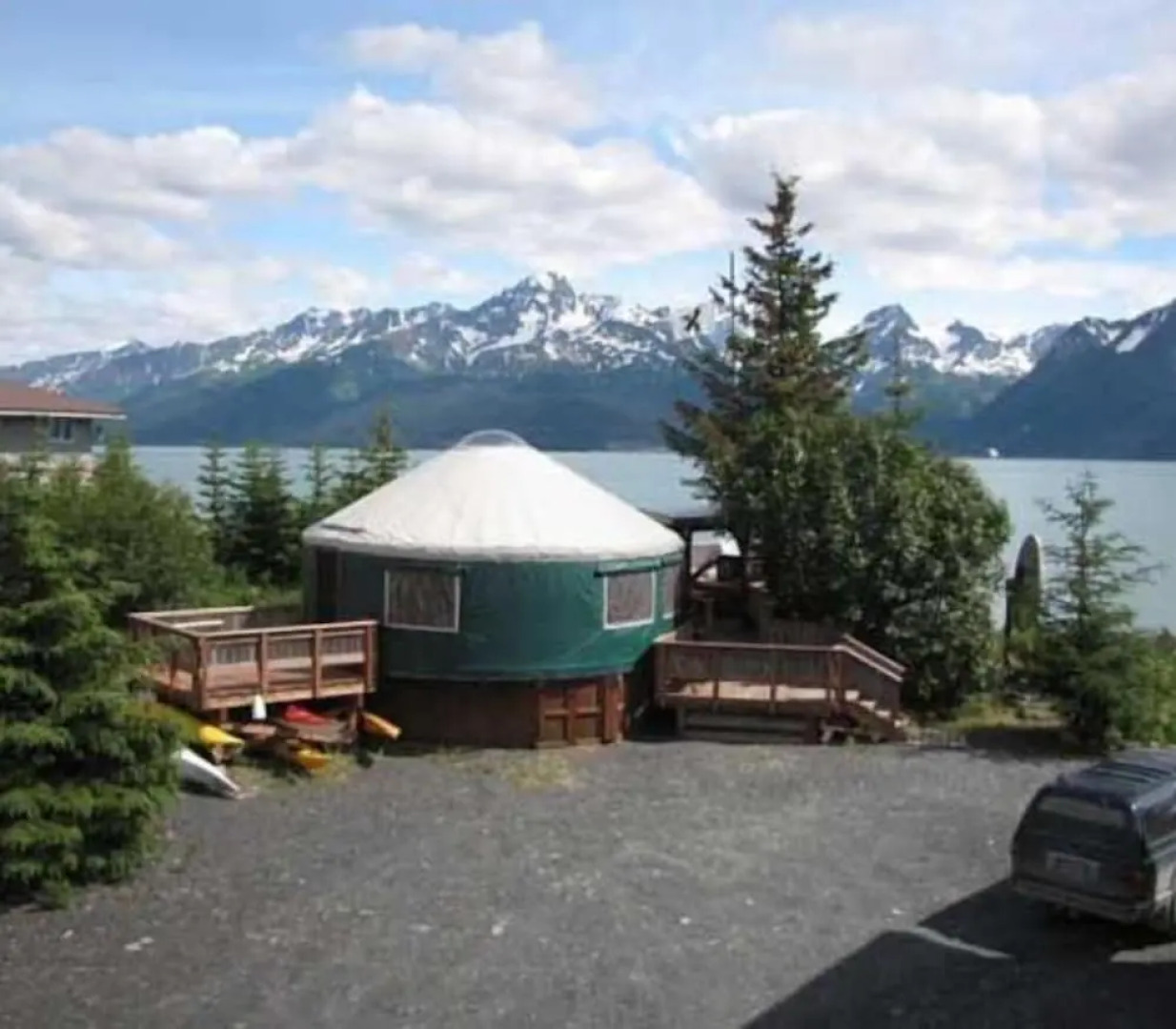 Resurrection Lodge on the Bay