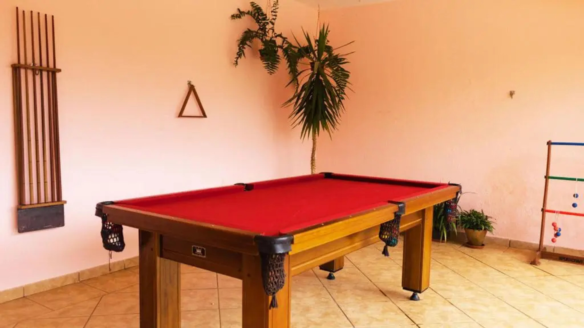 Otima chacara com lazer completo em Mairinque SP