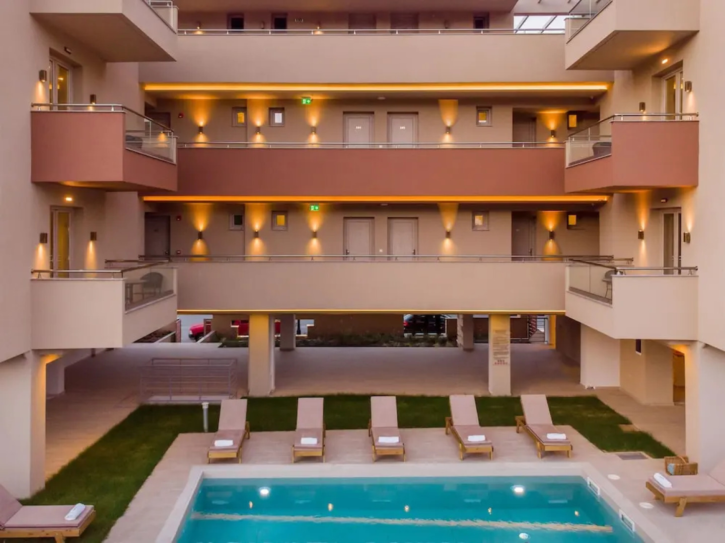 Makris Hotel - Olympian Collection