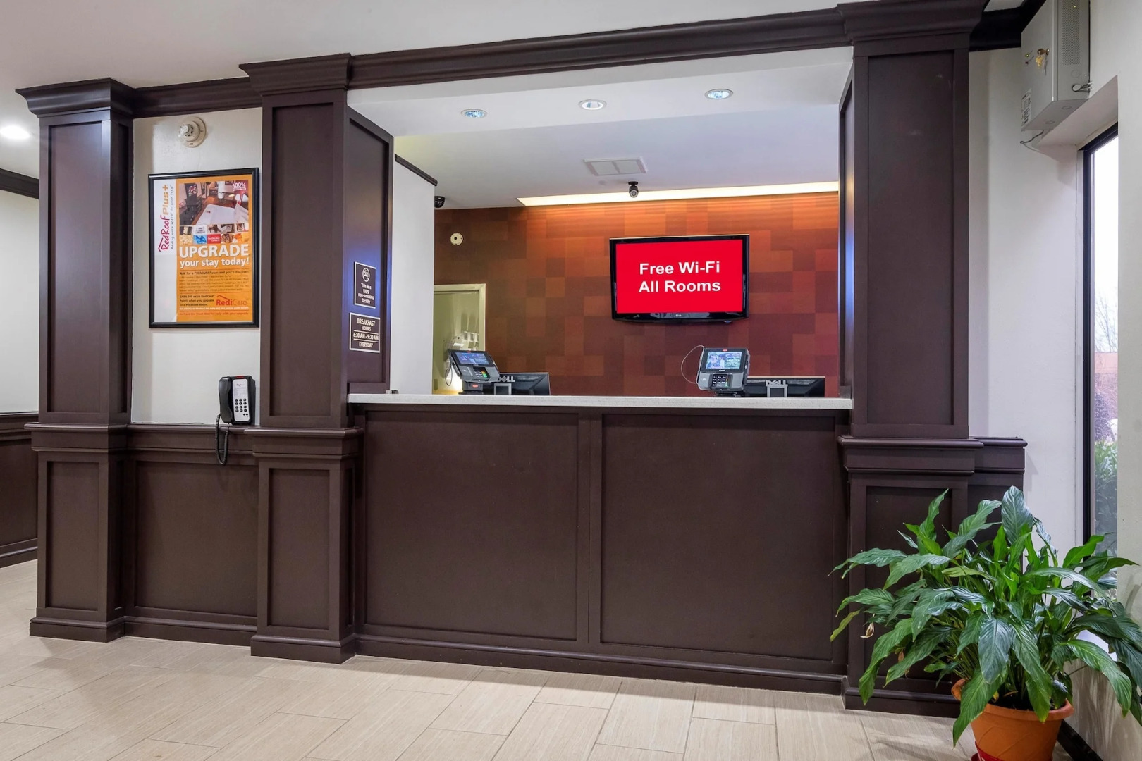 Red Roof Inn PLUS+ & Suites Knoxville West-Cedar Bluff