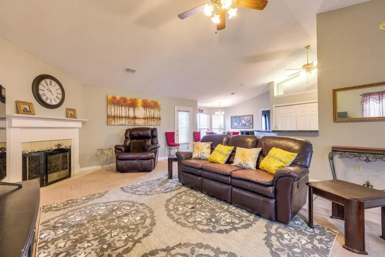 Horn Lake Home w/ Yard: 8 Mi to Graceland!