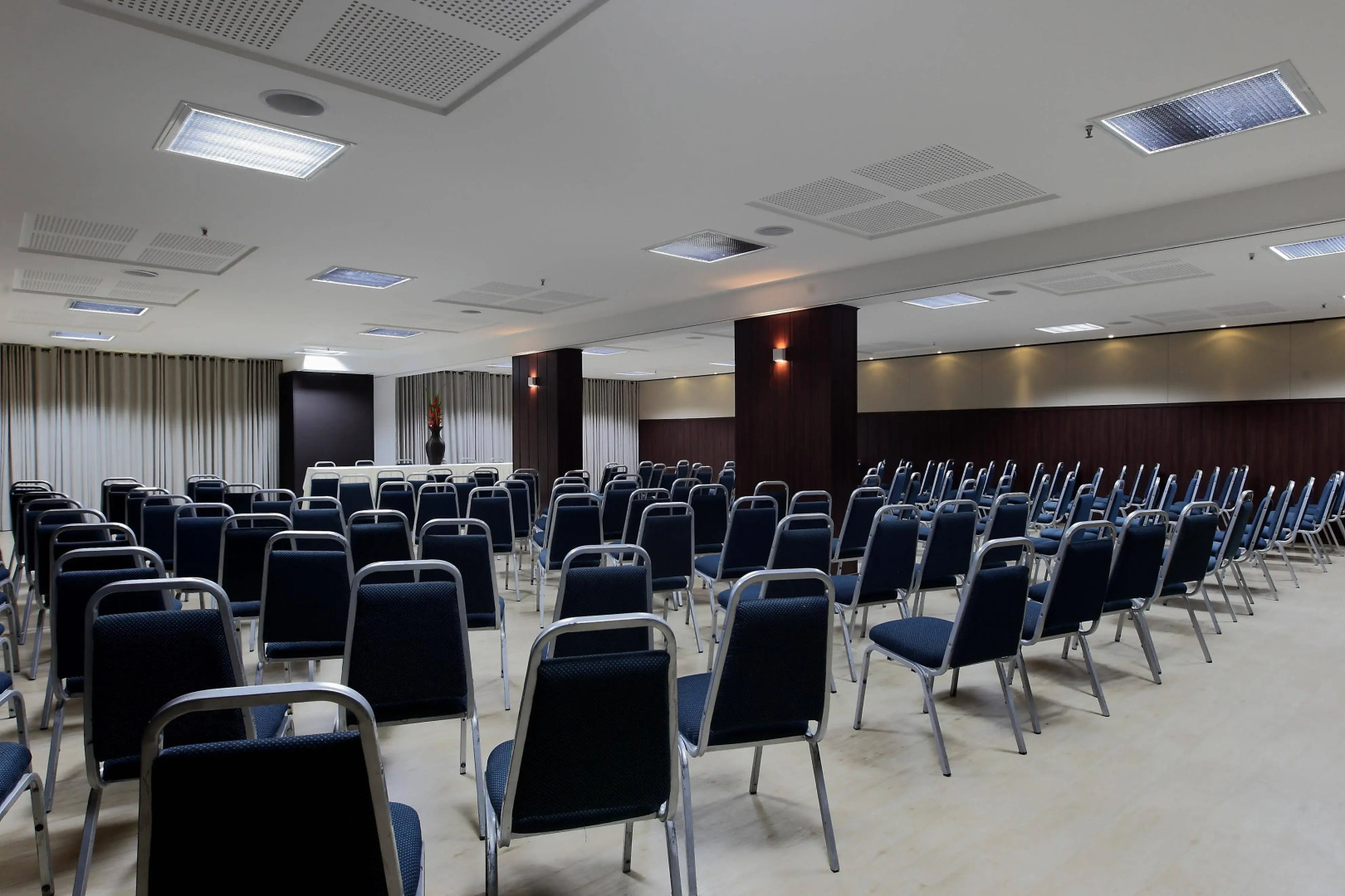 San Marino Suite Hotel