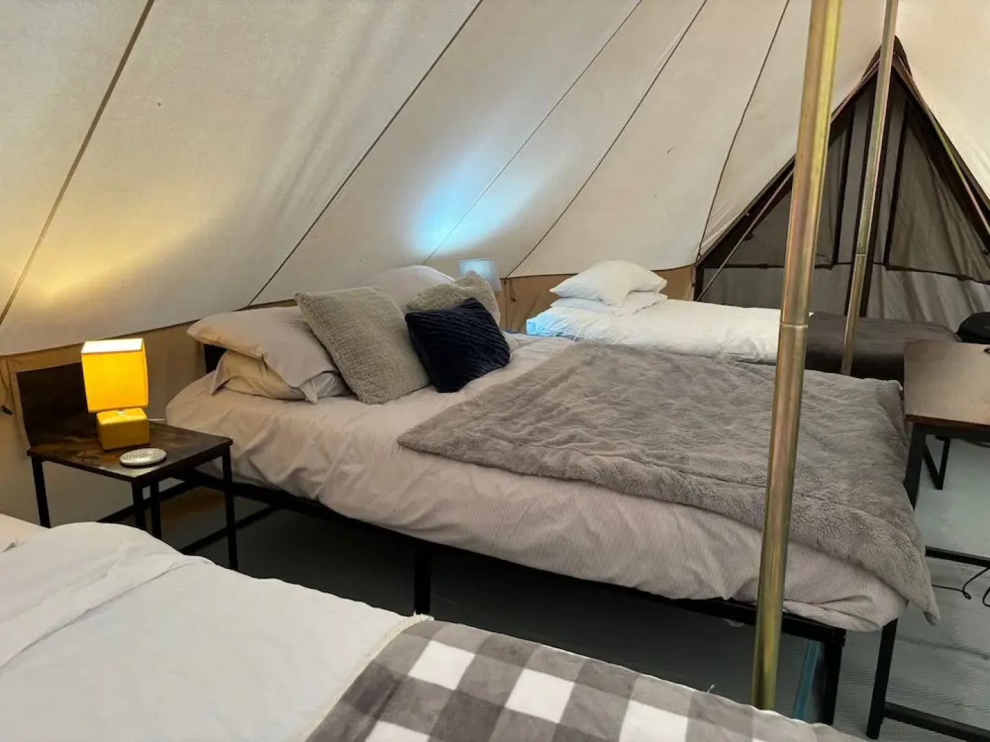 Cozy Hot Tent With Log Burner & Hot Tub Right Tent