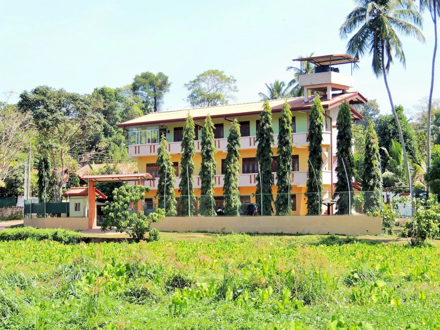 Airport Green View Resort