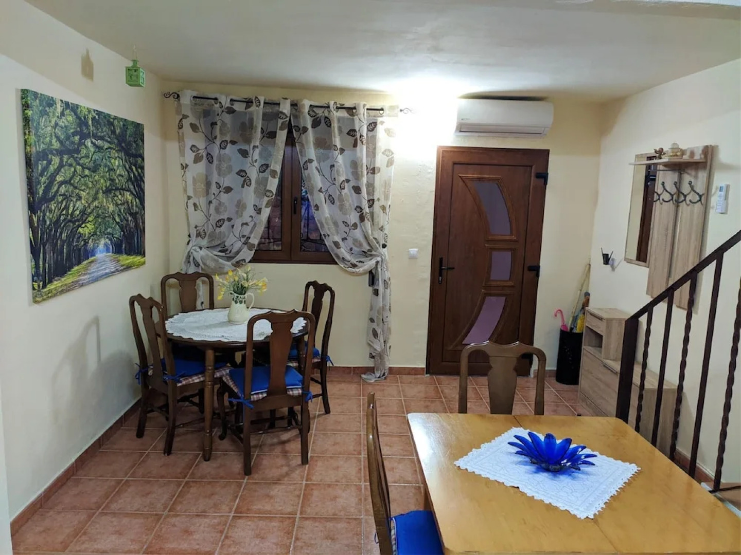 House With 3 Bedrooms in Montanejos, With Wonderful Mountain View, Terrace and Wifi