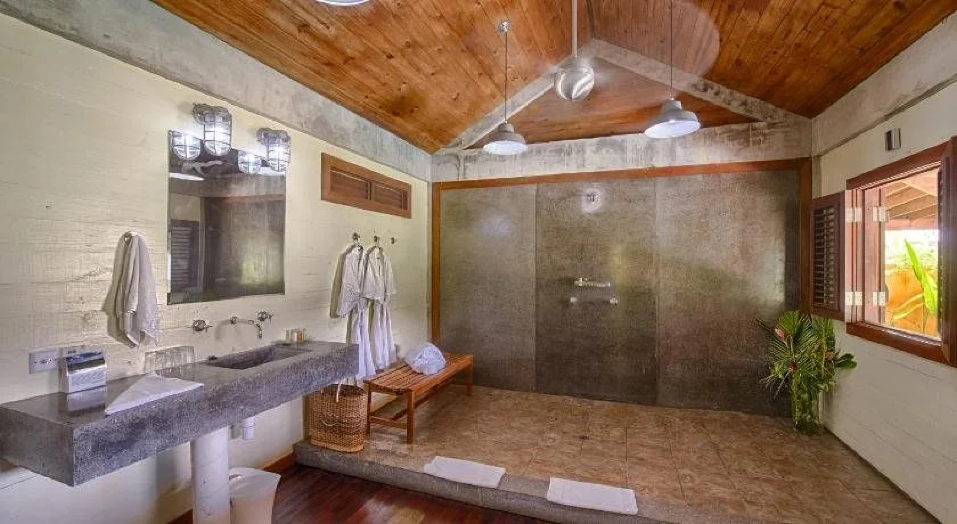 Pagua Bay House Oceanfront Cabanas