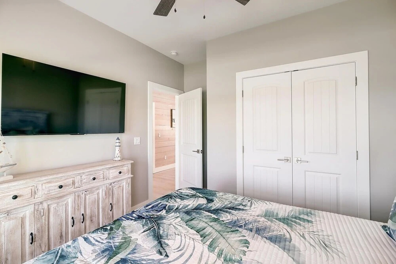 Seven Palms 3 Bedroom Home by RedAwning