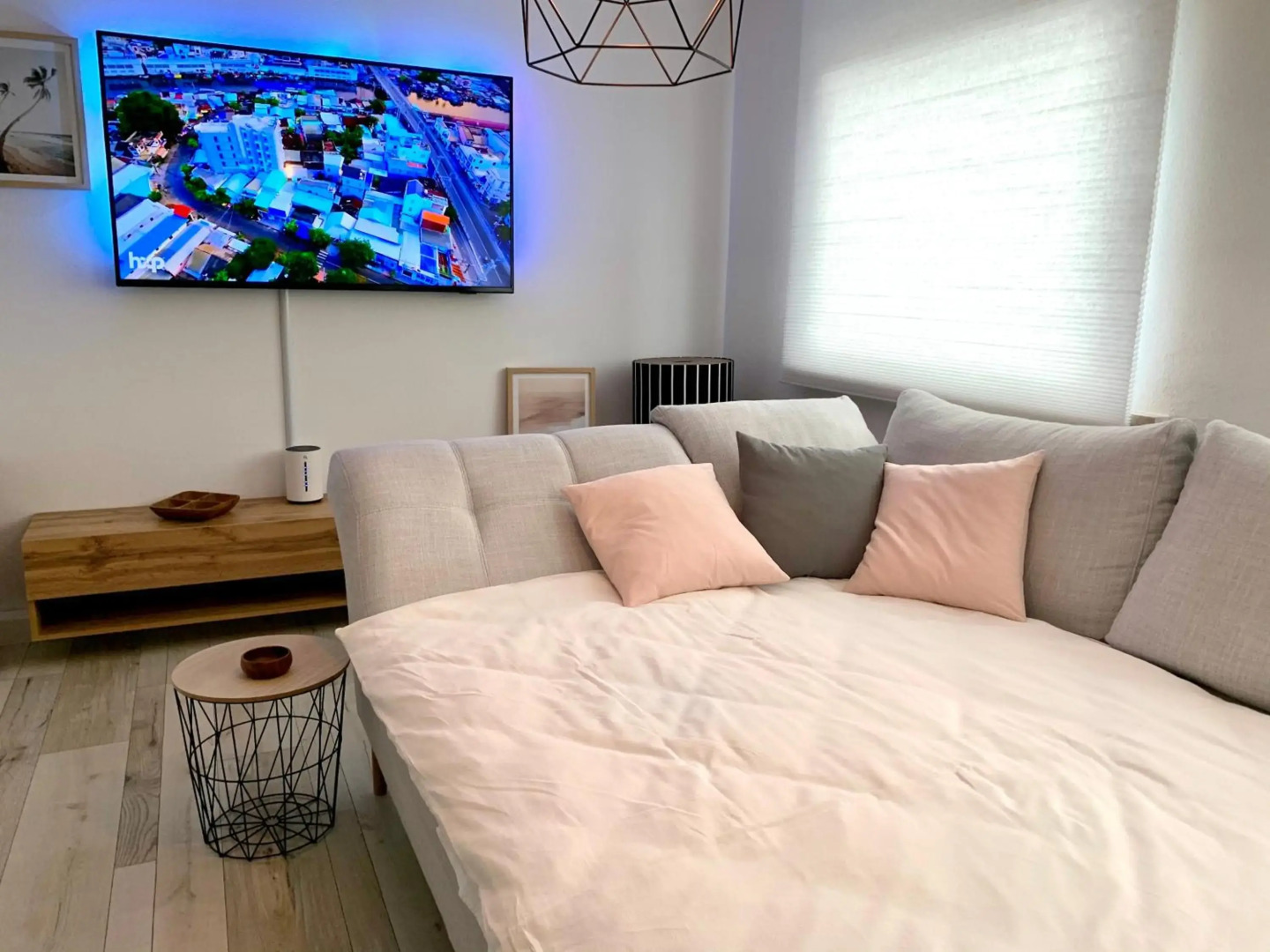 Apartment Rust-modernes Apartment mit Prime, Küche, WLAN, Garten