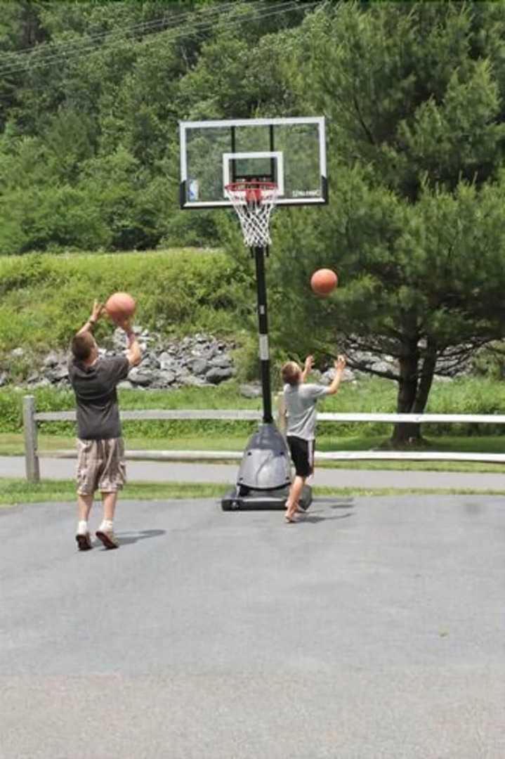 Riverside Log Cabins