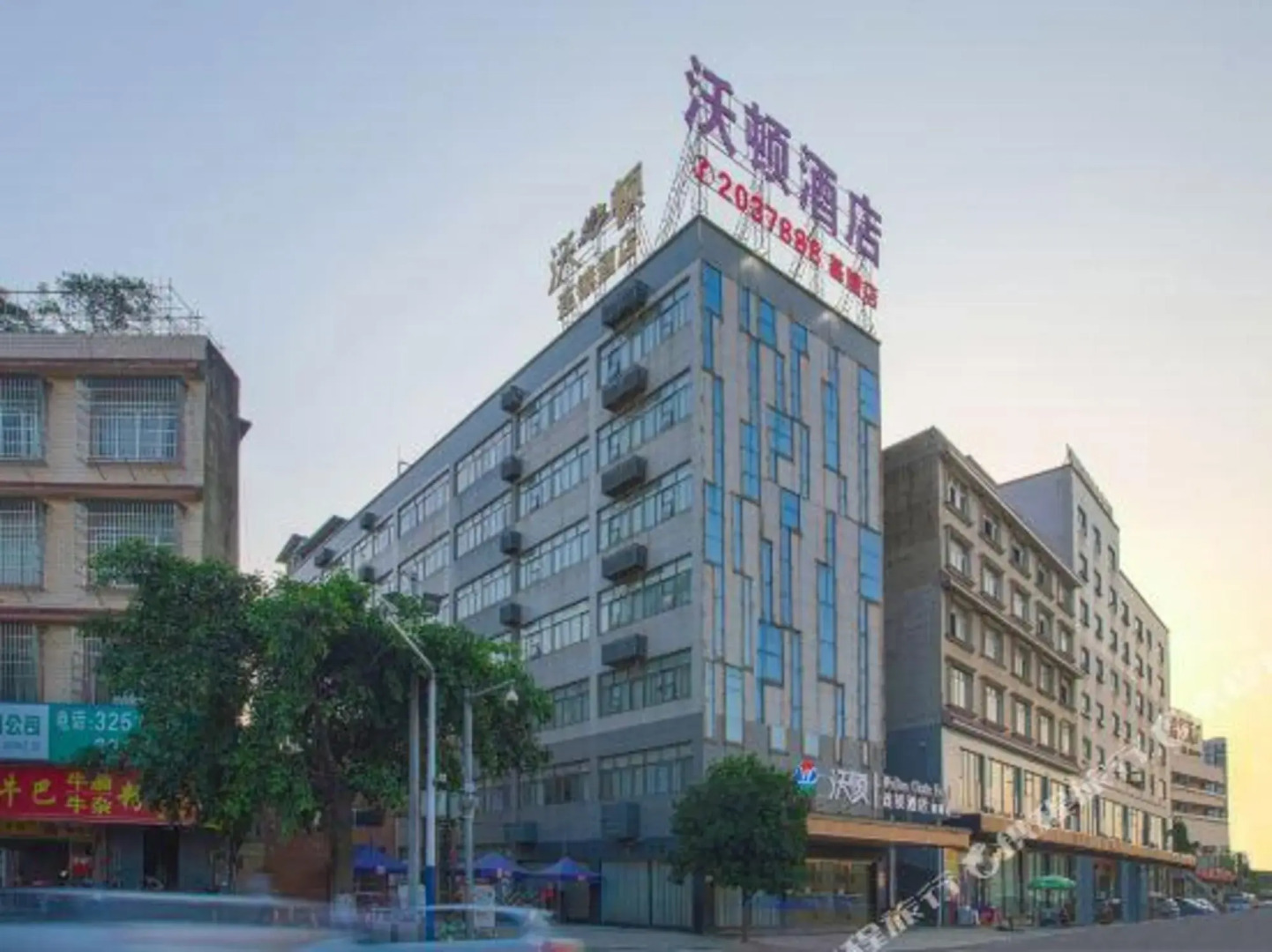 Walton Business Hotel (Liuzhou Liunan Wanda )