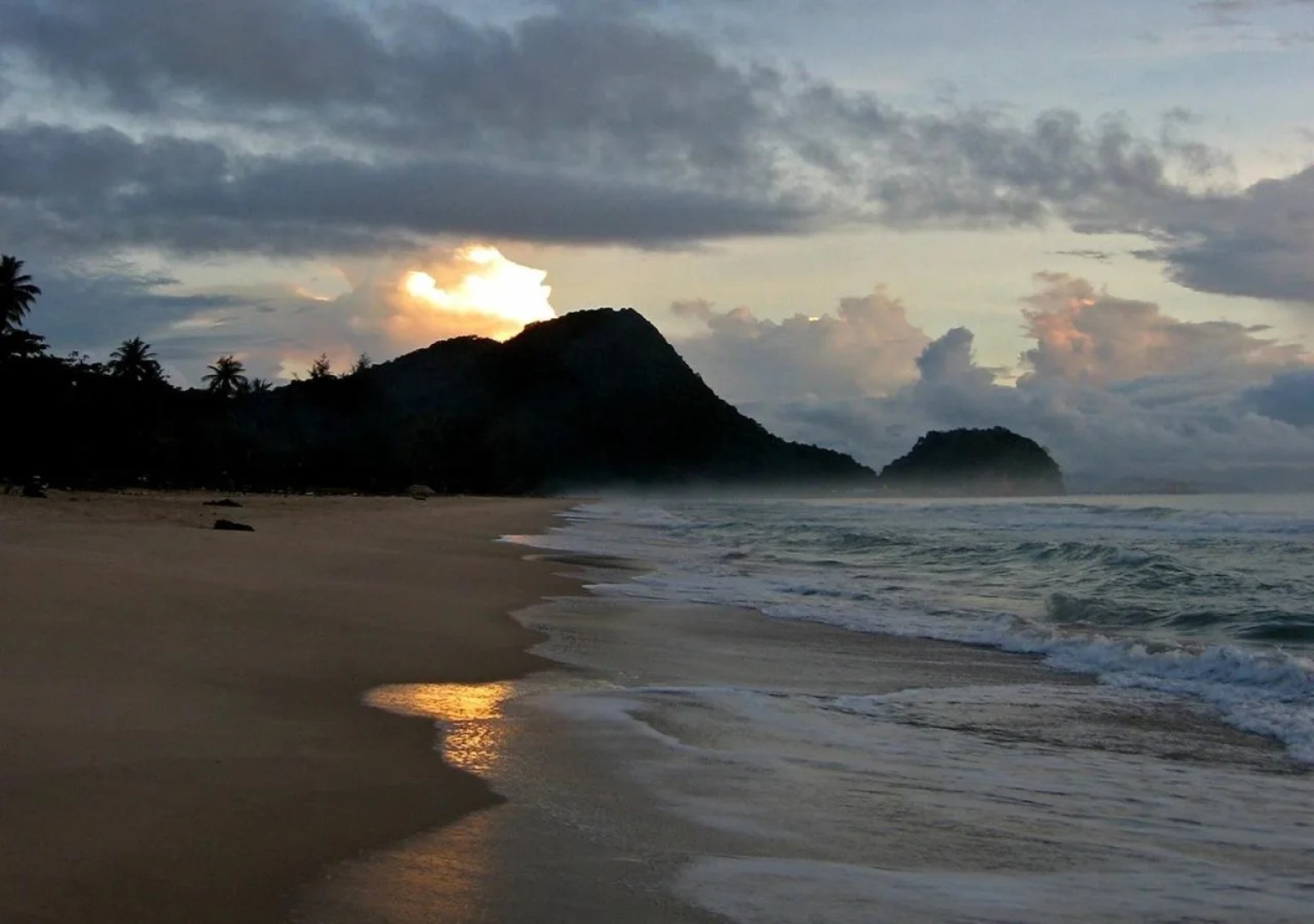 Leeloo Cabana Beach Resort