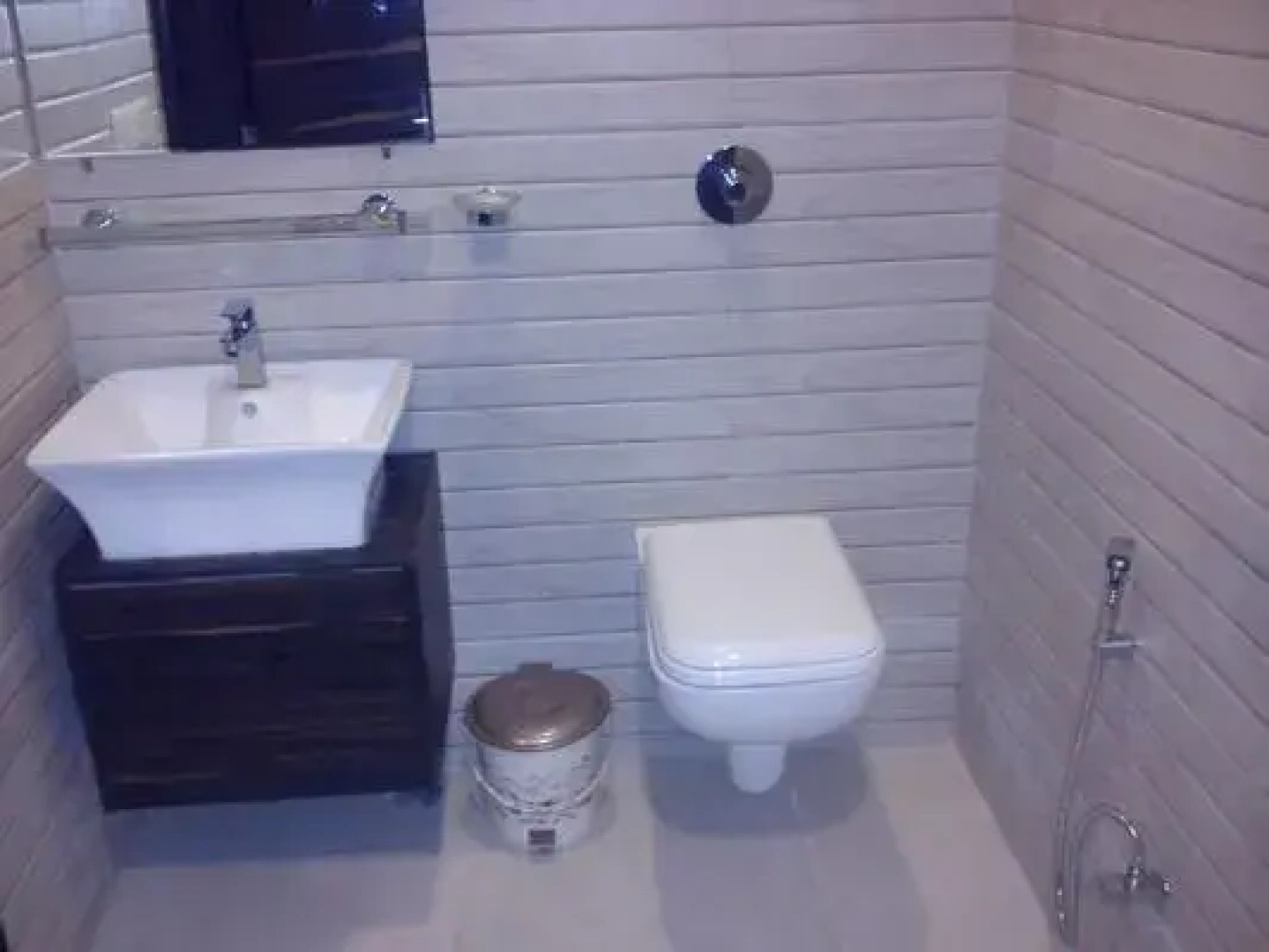 Hotel Heera Continental