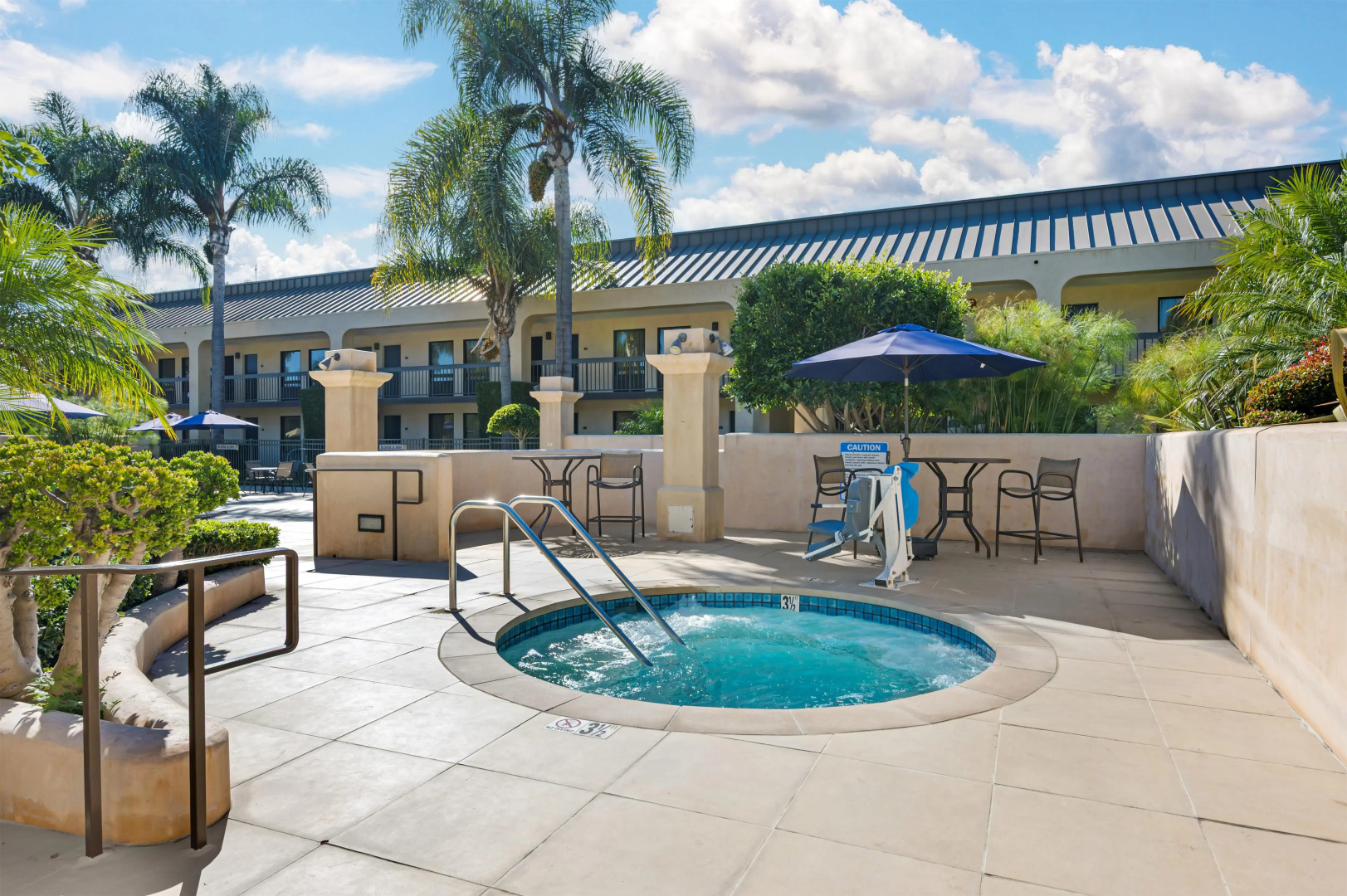 Best Western Plus South Coast Inn