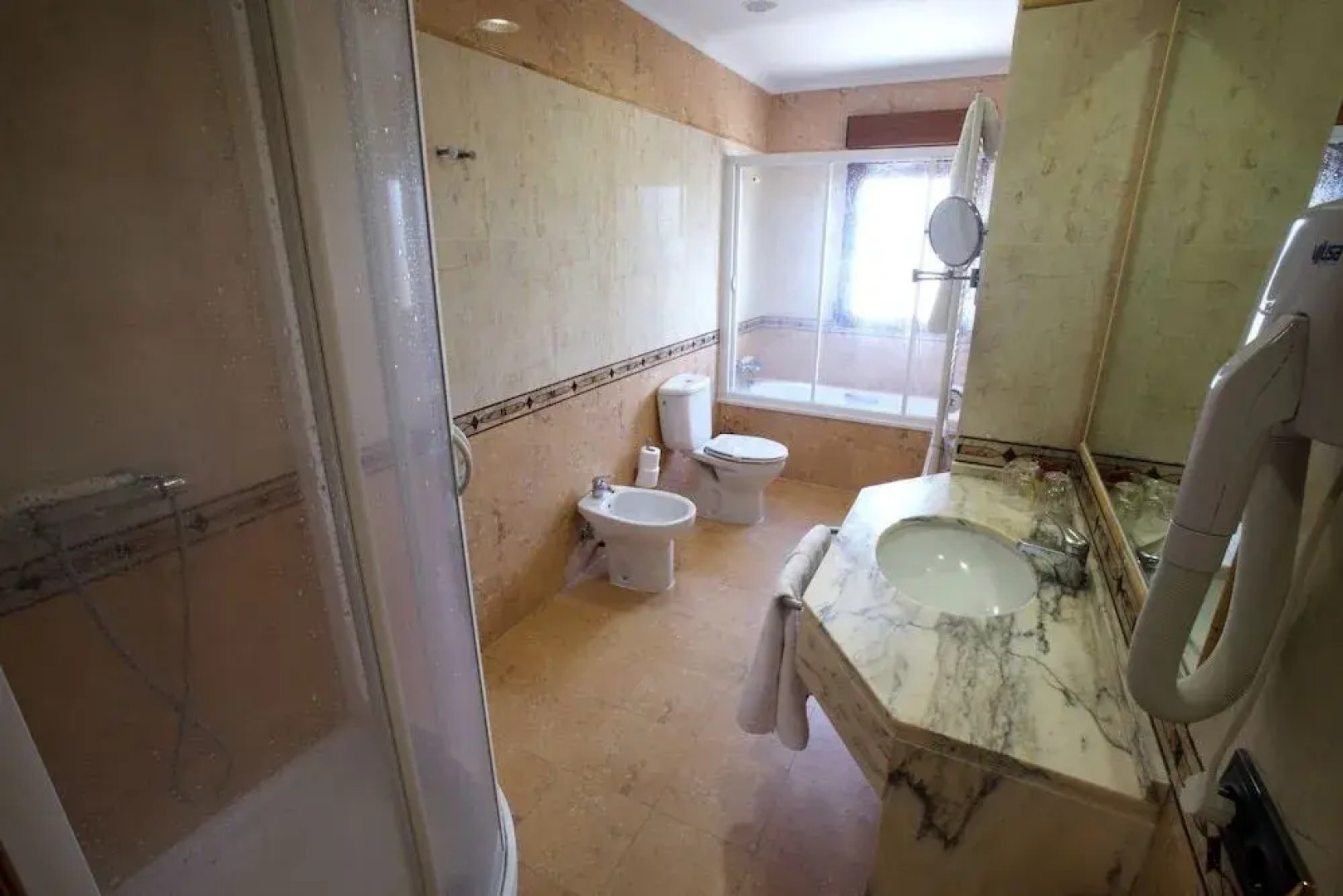 Hotel Restaurante El Pentágono