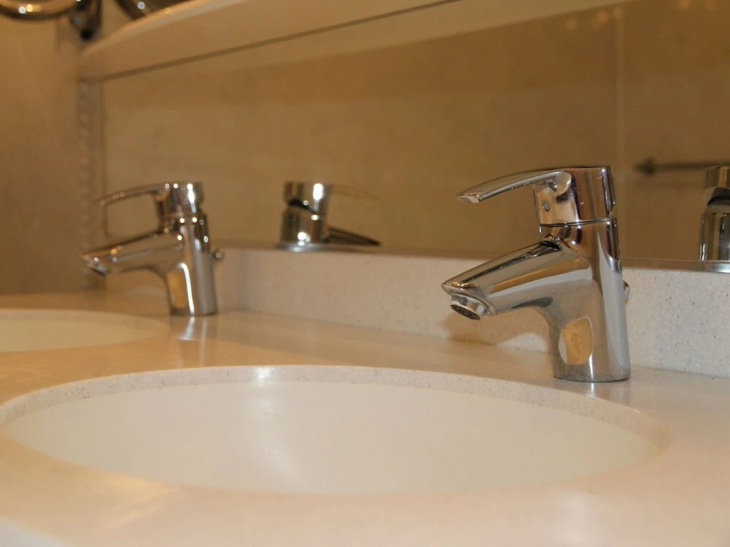 Sunny Holiday Home in Alkmaar on the Water