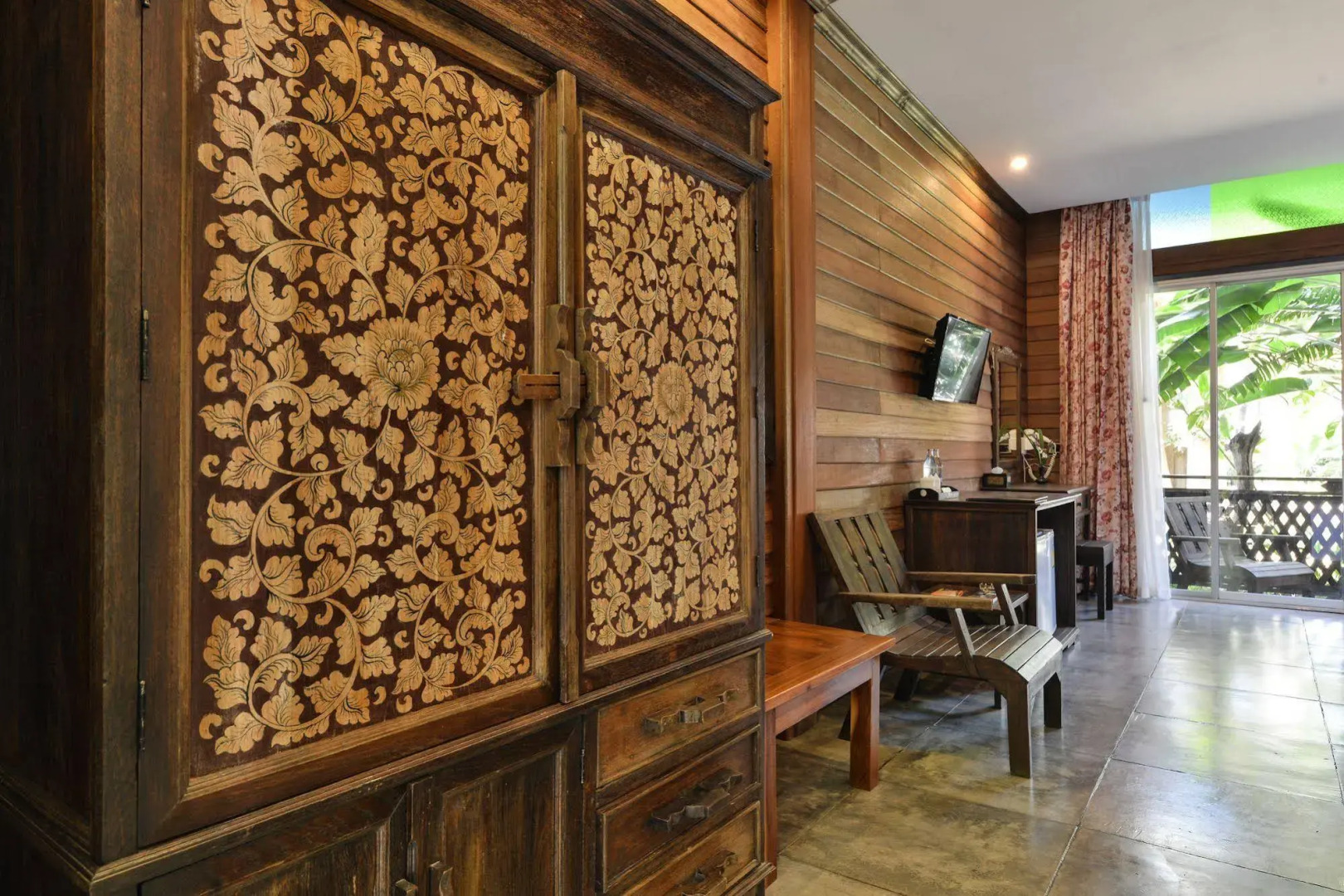 Royal Riverkwai Resort & Spa