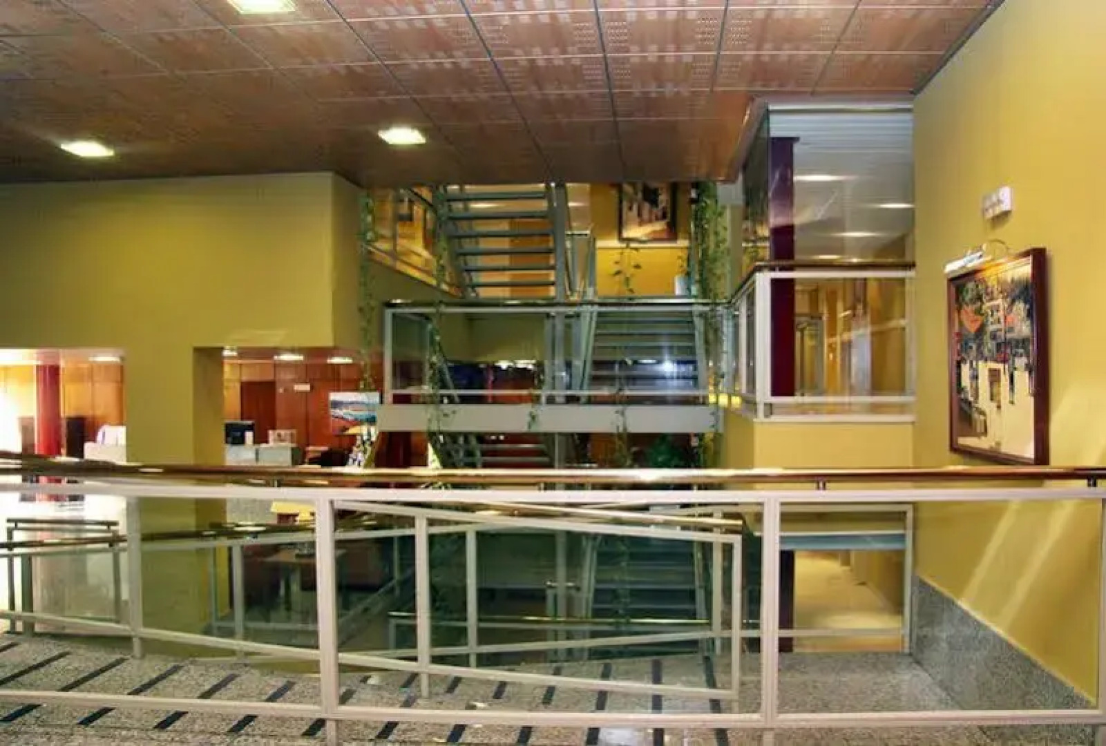 Egido Plaza De Santiago