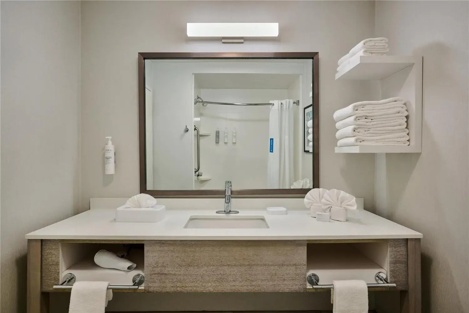 Hampton Inn & Suites Hermosa Beach