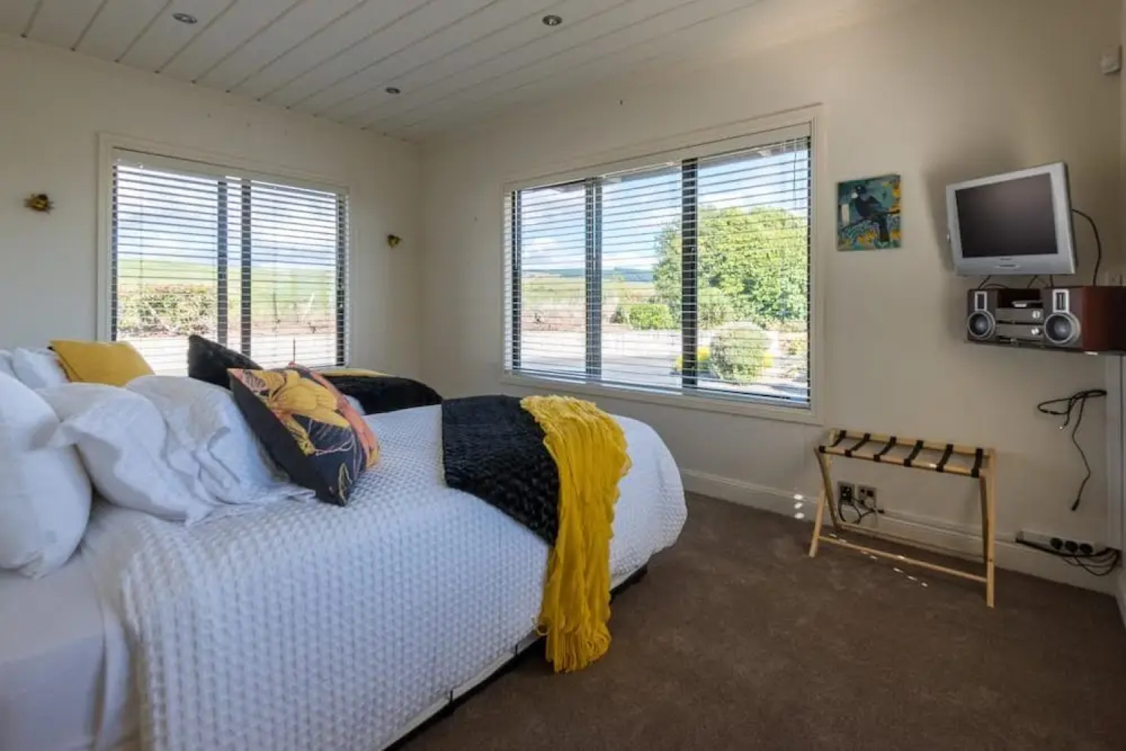 Flemington Lake View Bed  Breakfast