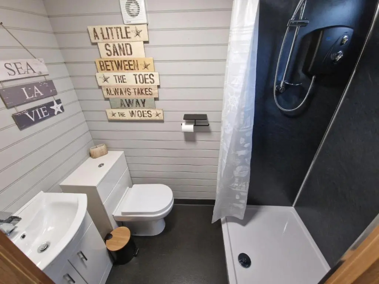 Stunning 1-bed Shepherd hut