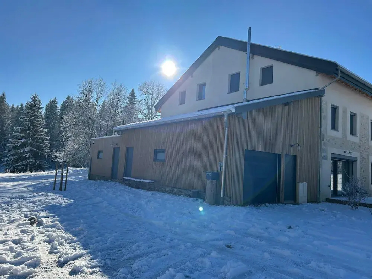 G te Singulier et Authentique Dans Ancienne Ferme