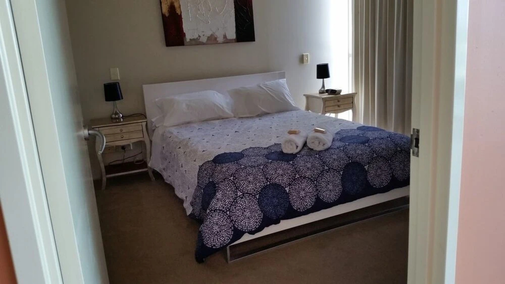 Grand Hotel Apartments Gold Coast by owner