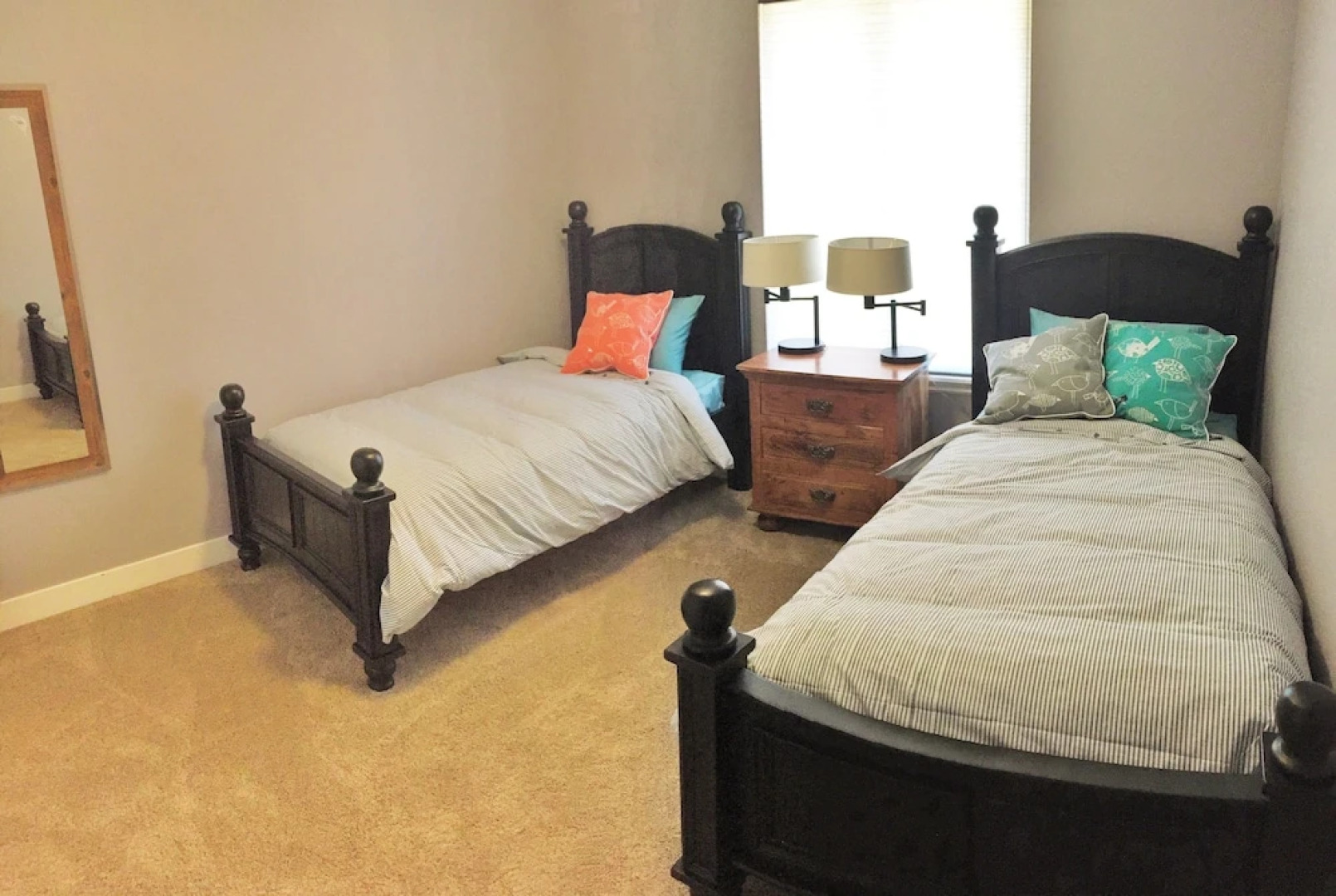 Exquisite 7-BR Home by the Mountains