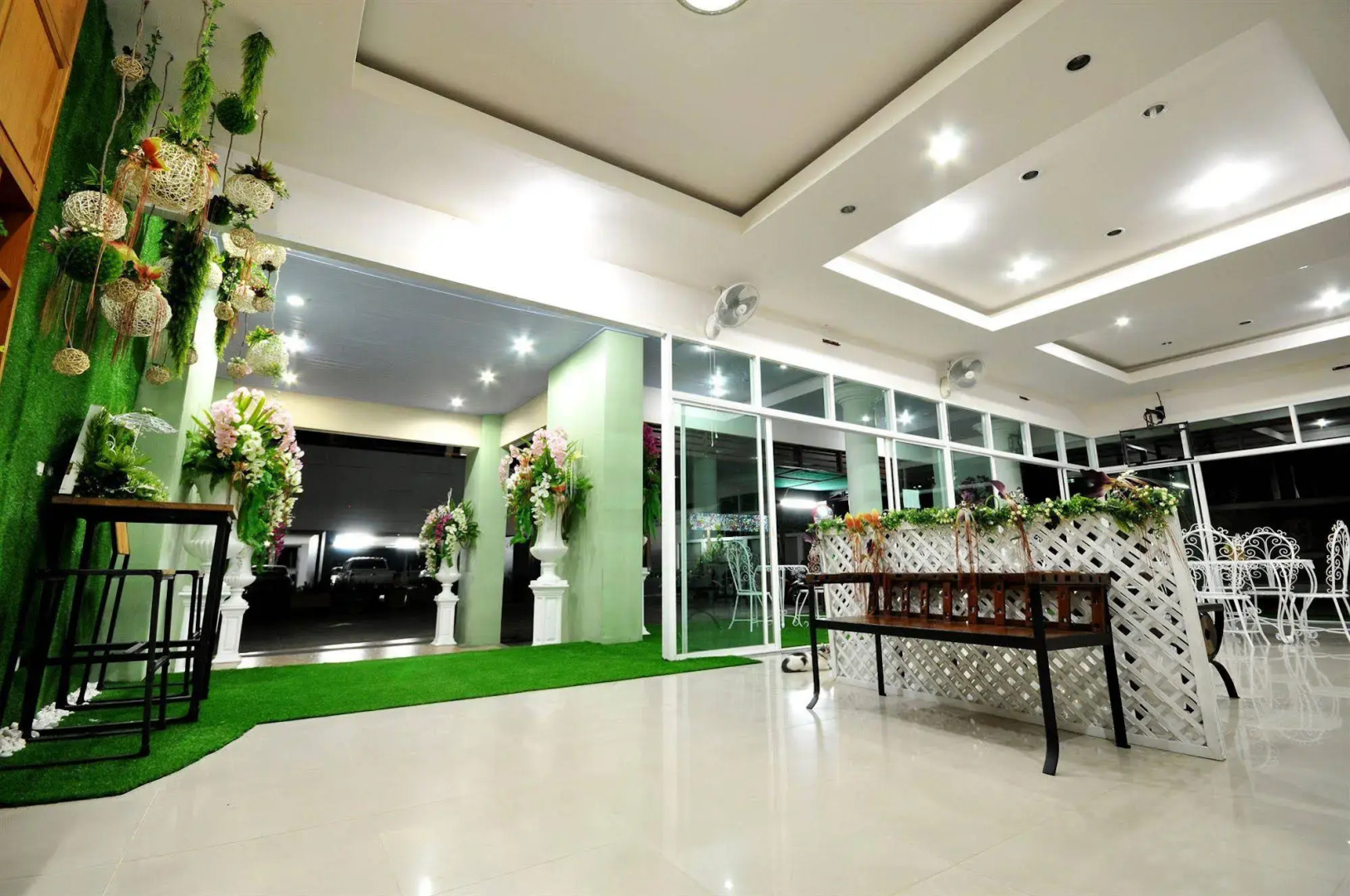 OYO 792 Omsaga Phuket Hotel