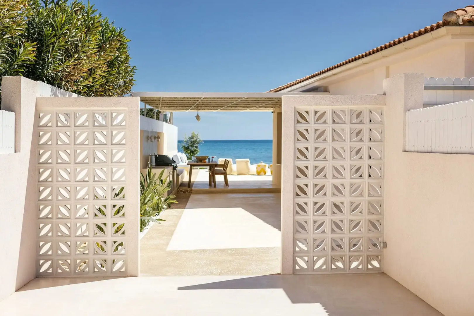 Salty Angel Sea Front Villa