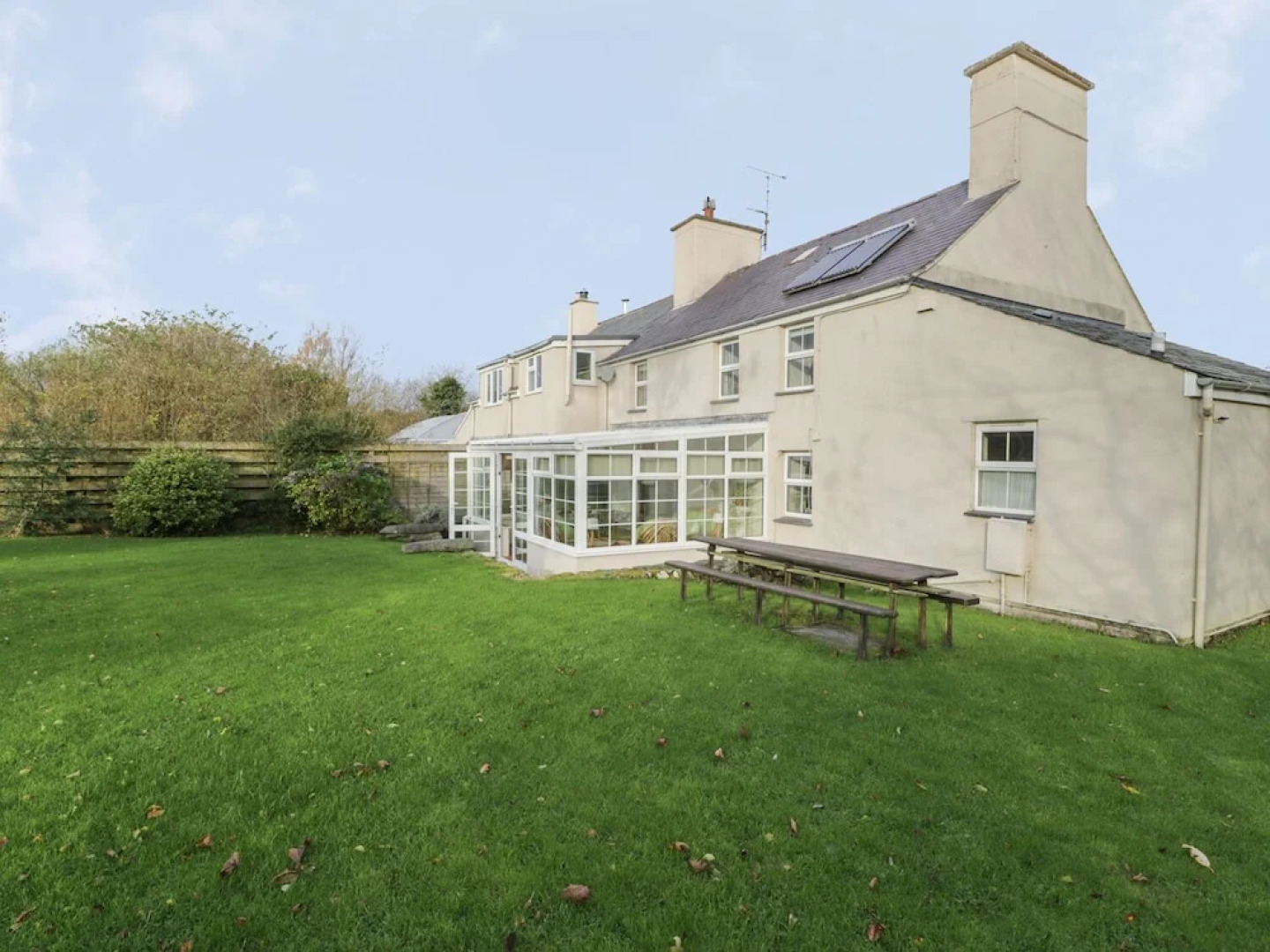 Ynys Pandy, Garndolbenmaen