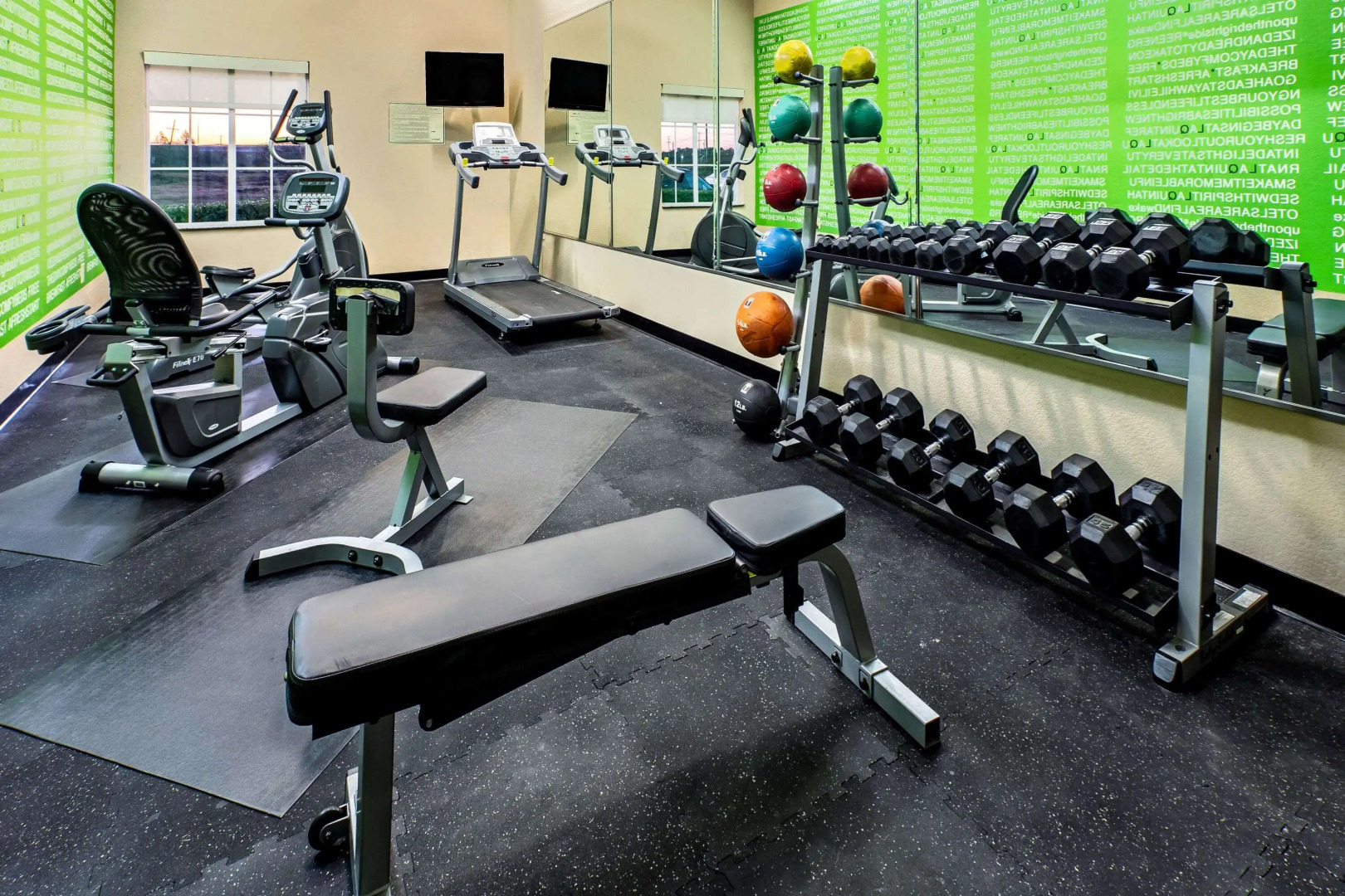 La Quinta Inn & Suites by Wyndham Garland Harbor Point