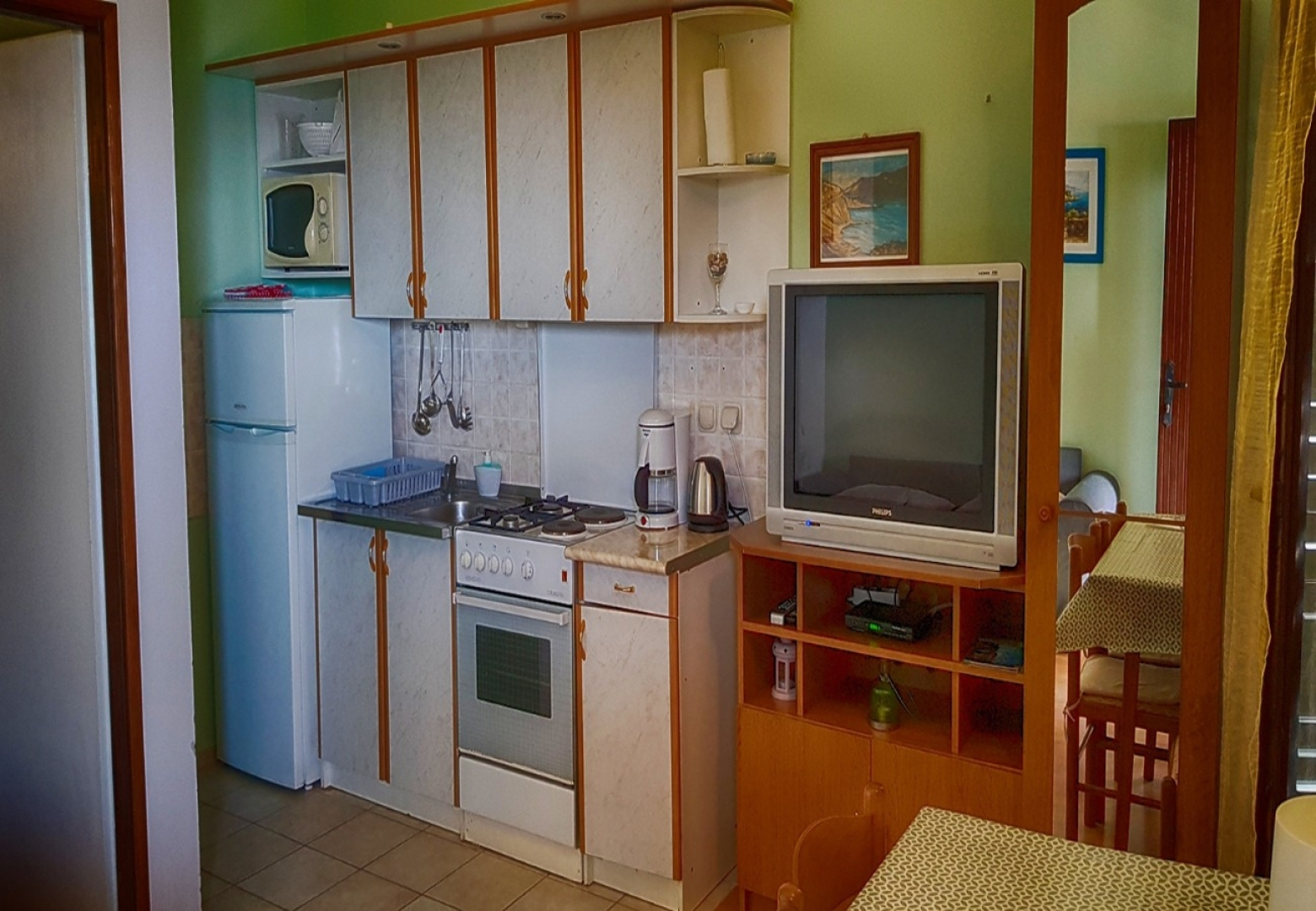 Holiday house Mare - 50 m from beach: Mandre, Island Pag