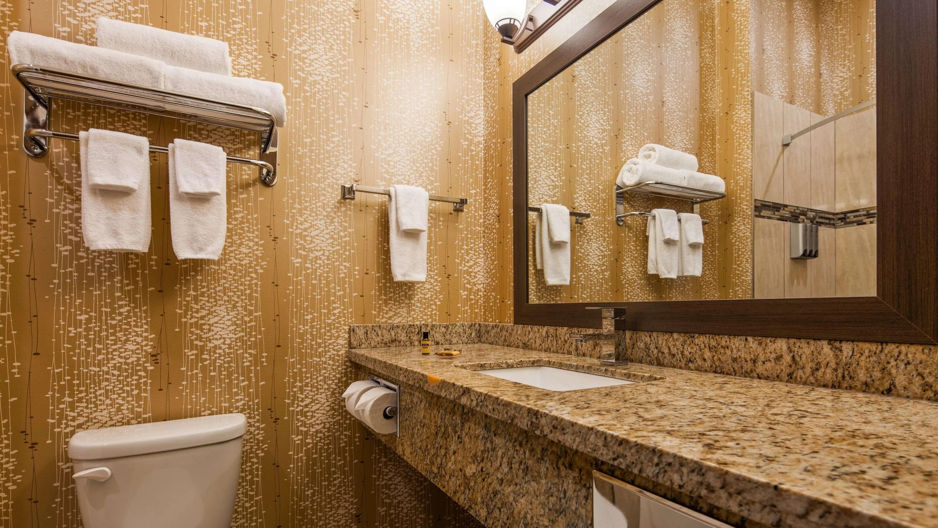 Best Western Plus Moosomin Hotel